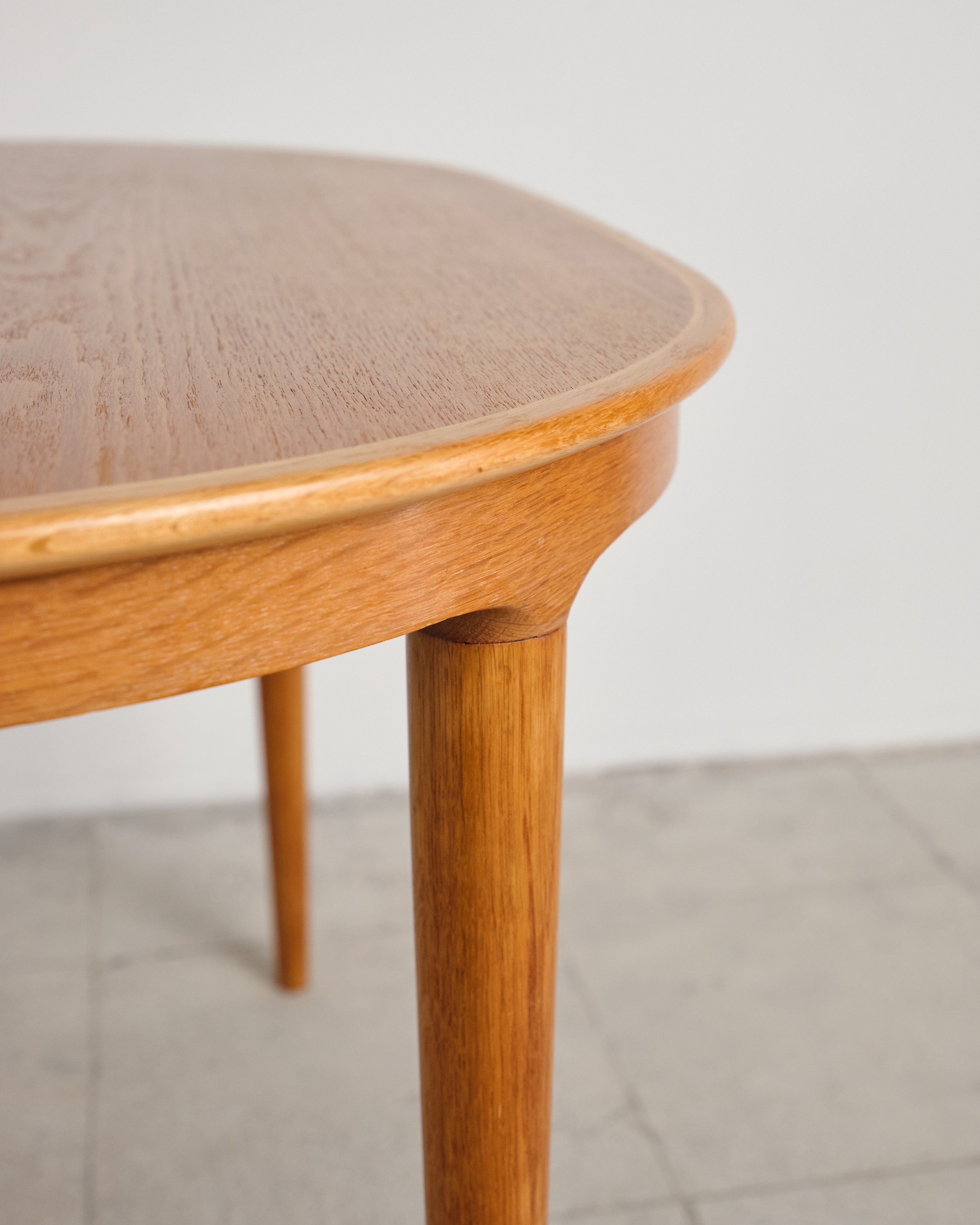 eiche-esstisch-tisch-oak-dining-table-teak-skovmand-andersen-mid-century-modern-furniture-mucmodern-16.jpg