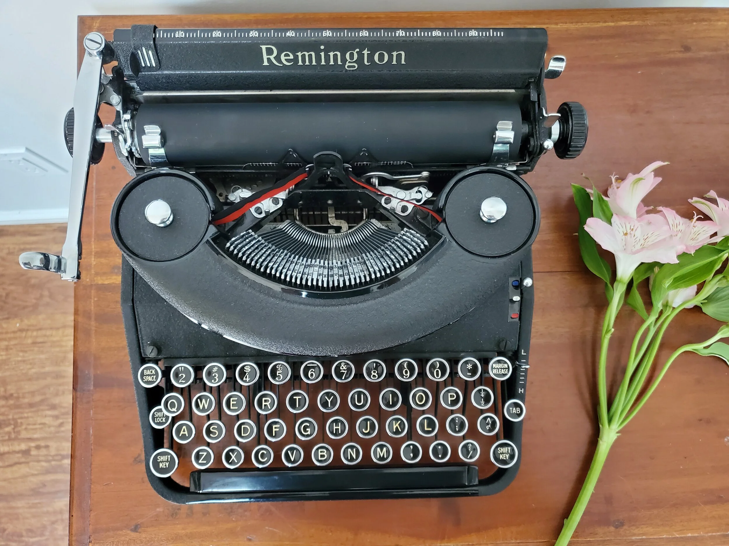 1938 Remington Noiseless Deluxe Typewriter | Hemingway's Choice