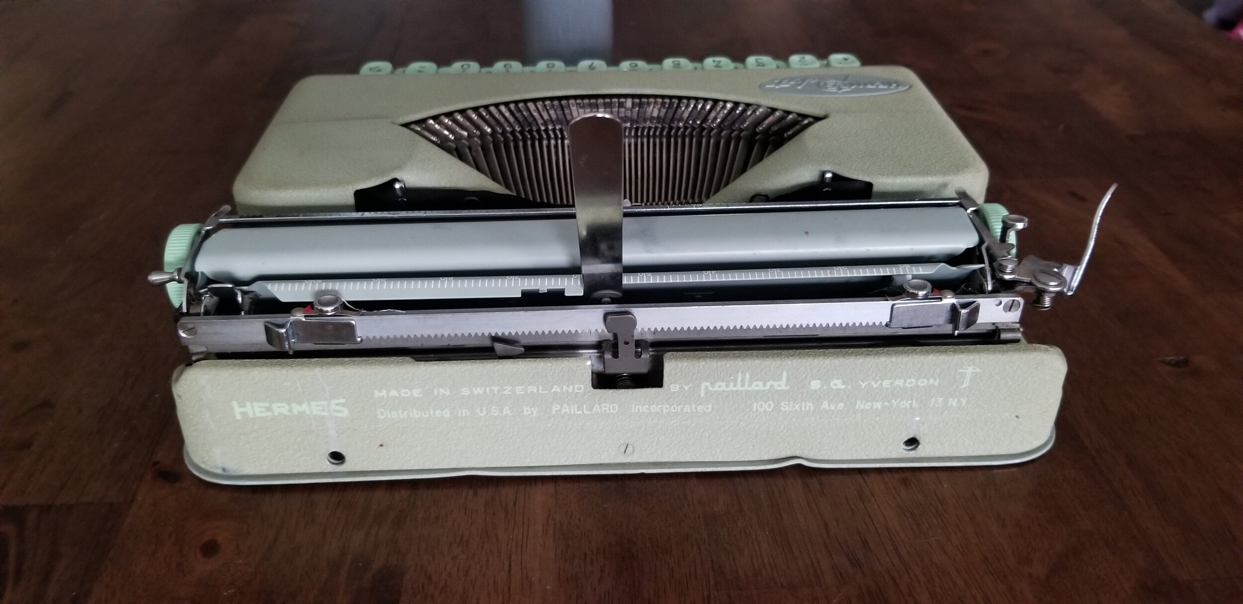 Circa 1956 Hermes Baby /Rocket Typewriter with case — Classic