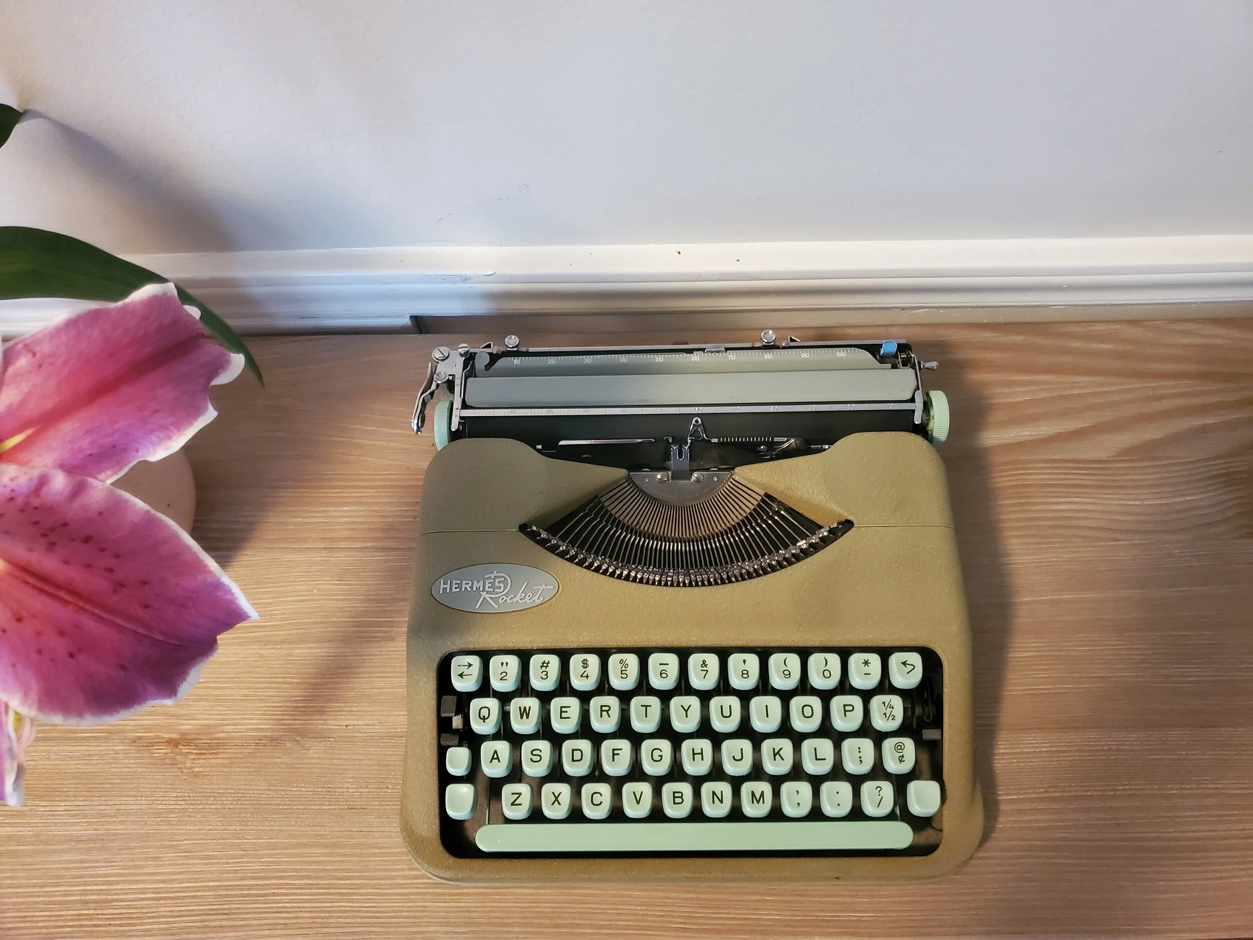 1956 Hermes Baby Typewriter with Case - Classic Quality