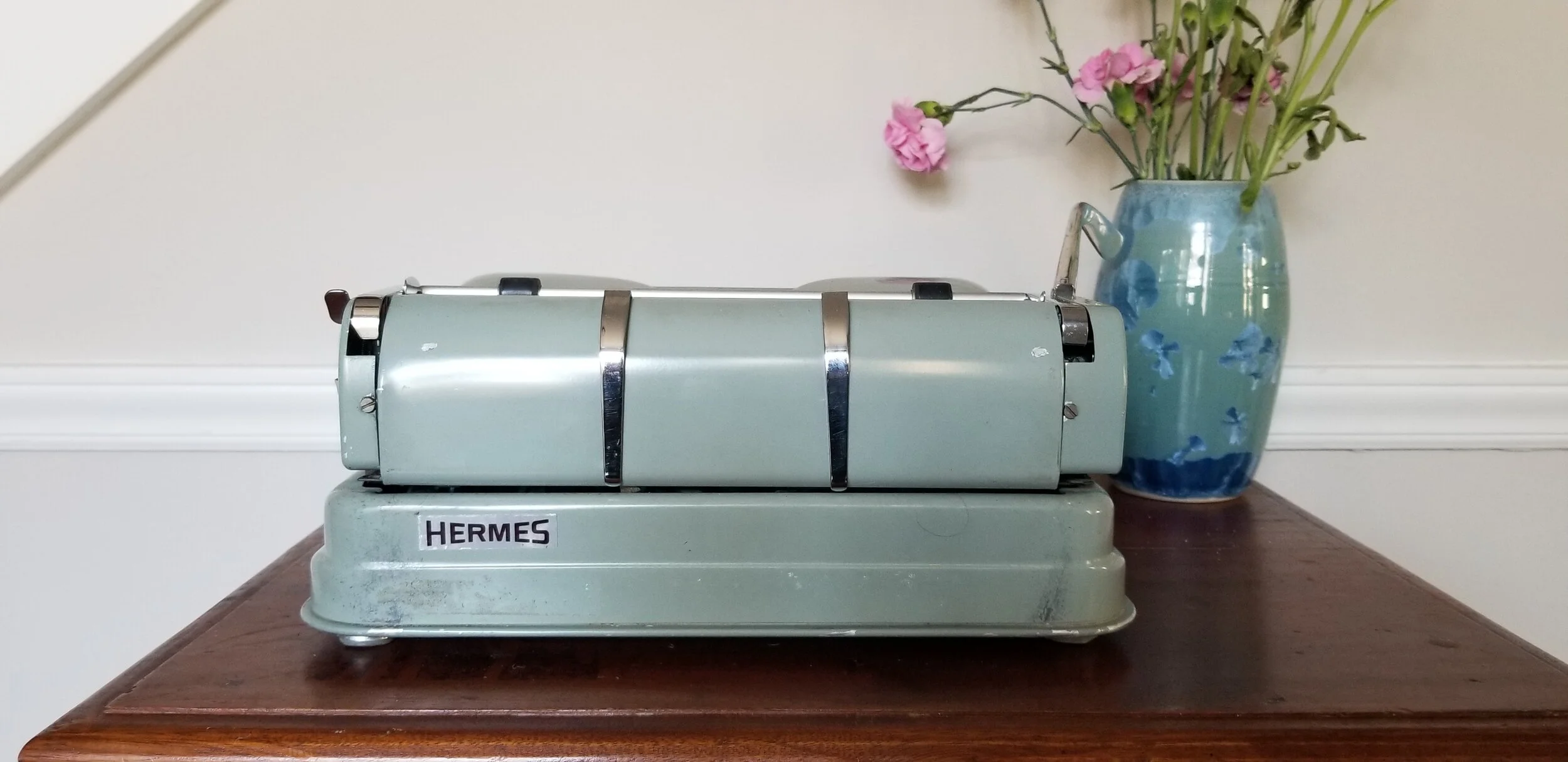 【入手困難】レアHERMES3000S タイプライター Hermes 3000 Vintage Typewriter: Serviced & Ready to Write
