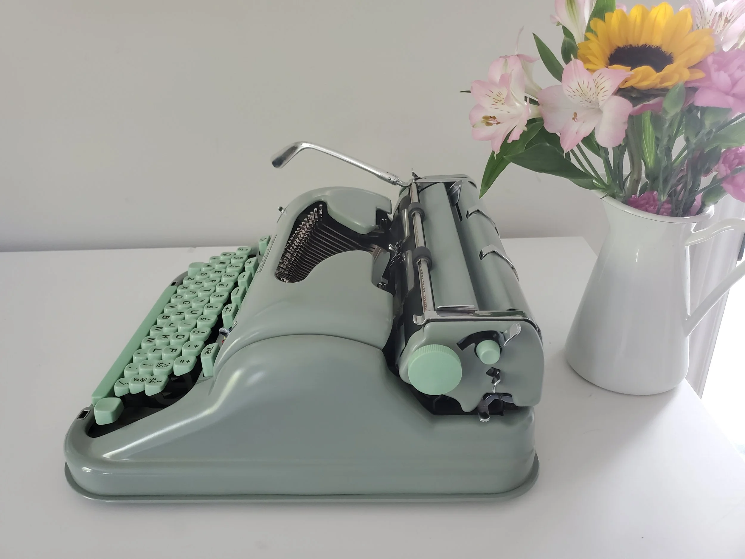 タイプライター　HERMES3000 ヘルメス　蚤の市　アンティーク タイプライター HERMES3000 ヘルメス 蚤の市 アンティーク