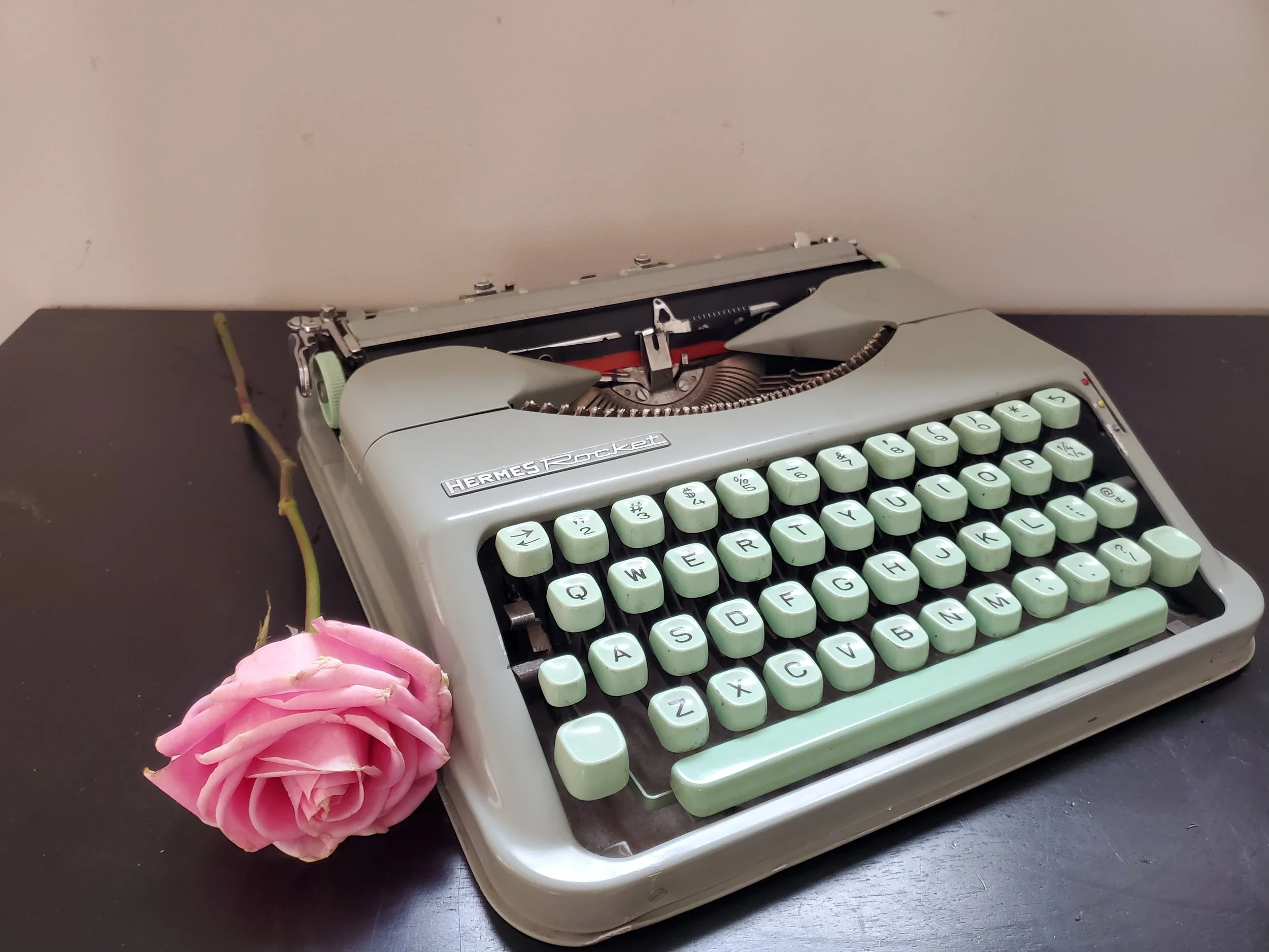 ヘルメス　タイプライター　ヘルメスベビー HERMES Baby 中古タイプライター｜タイプライター専門店の尾河商会