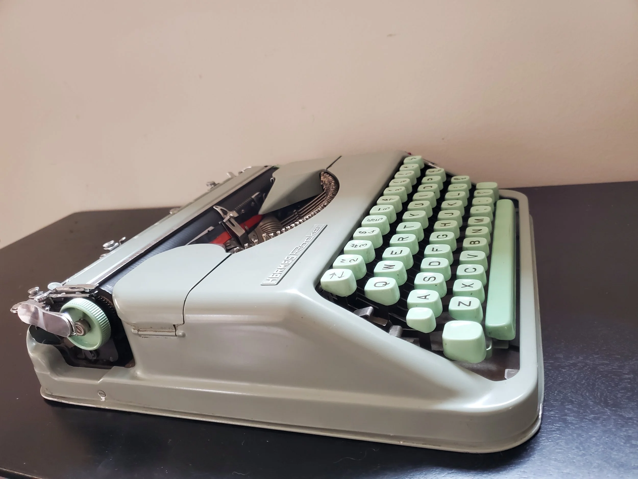 1960s Hermes Baby Manual Typewriter with Case for Sale