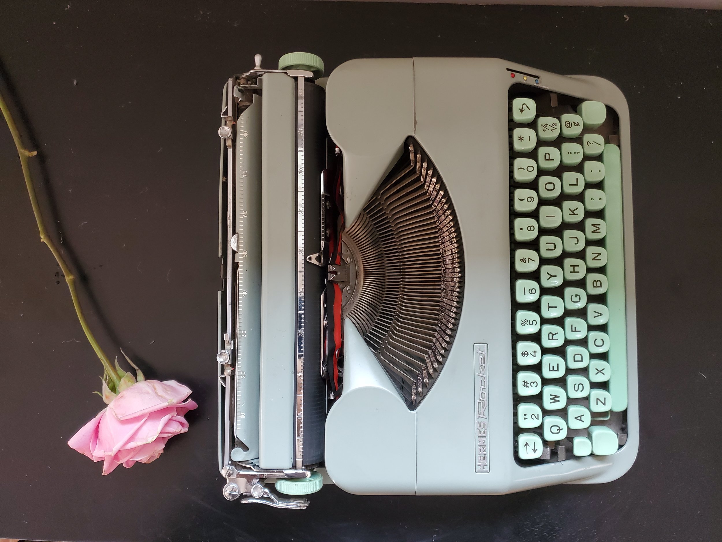 Hermes Baby / Rocket 1960's Vintage Manual Typewriter with Case