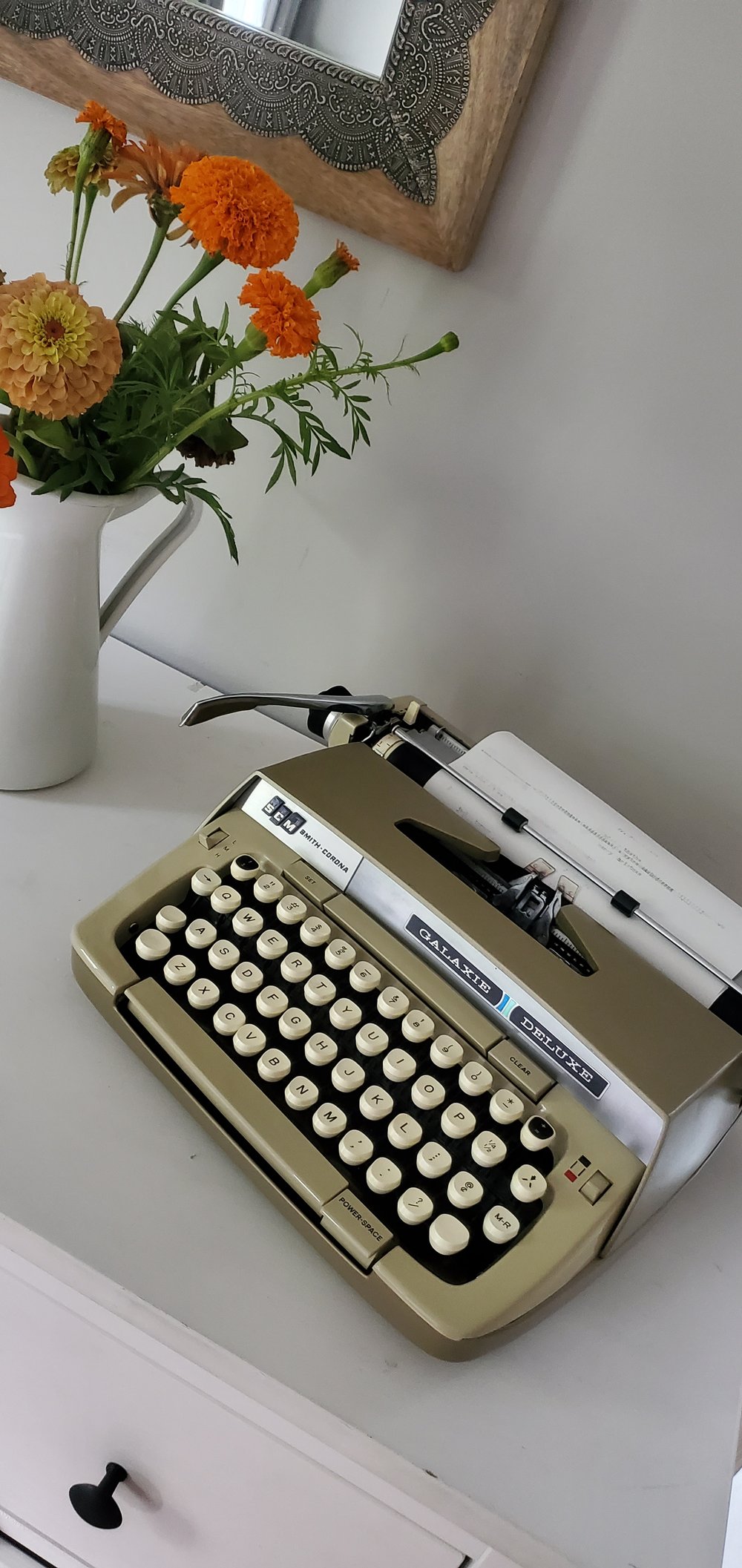 Working Affordable 'Mystery' Vintage Smith Corona Manual Typewriter with  case and working guarantee — Classic Typewriter Co.