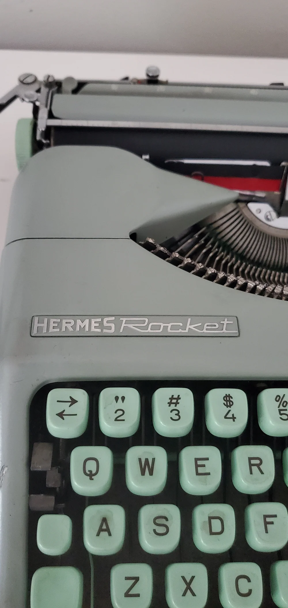Hermes Baby / Rocket 1960's Vintage Manual Typewriter with Case