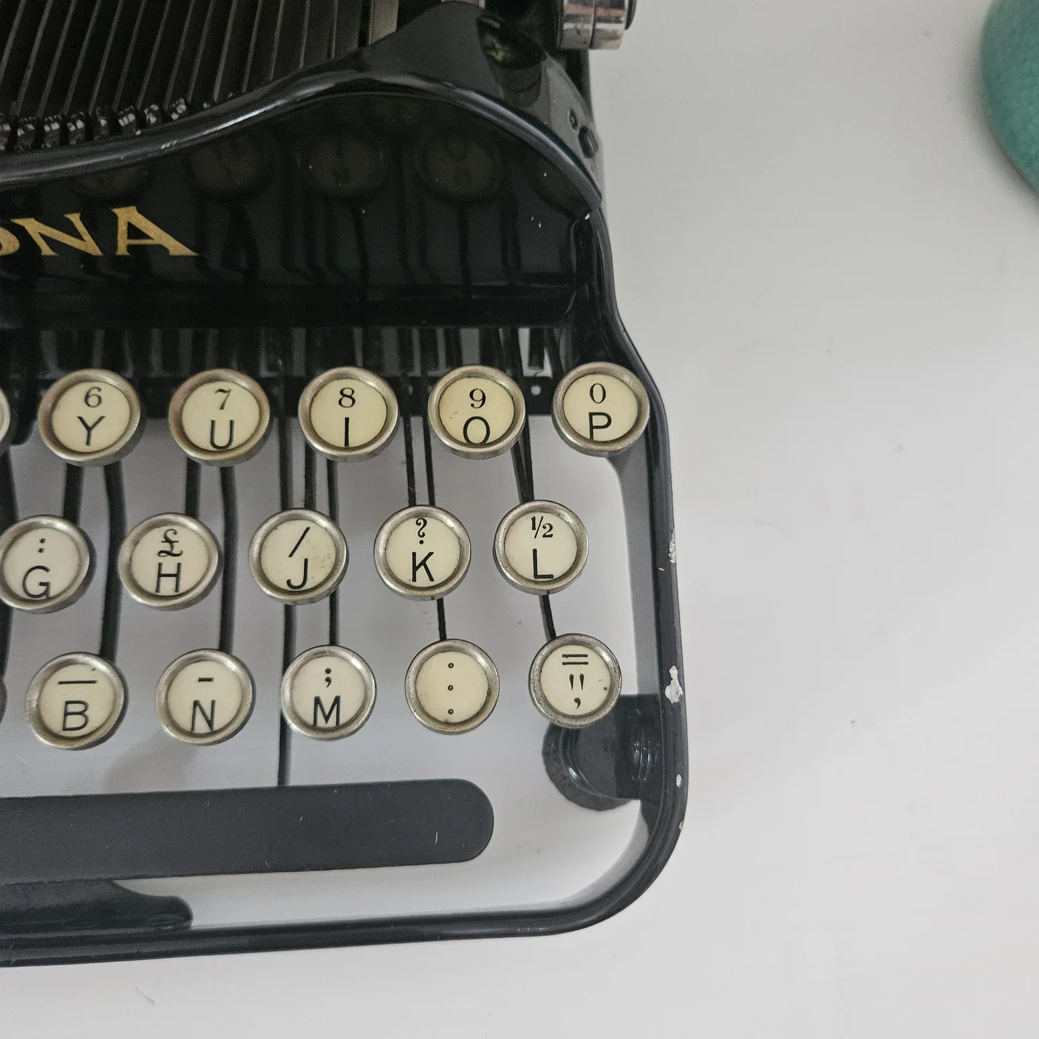 Stunning circa 1914 Corona 3 Typewriter with case — Classic