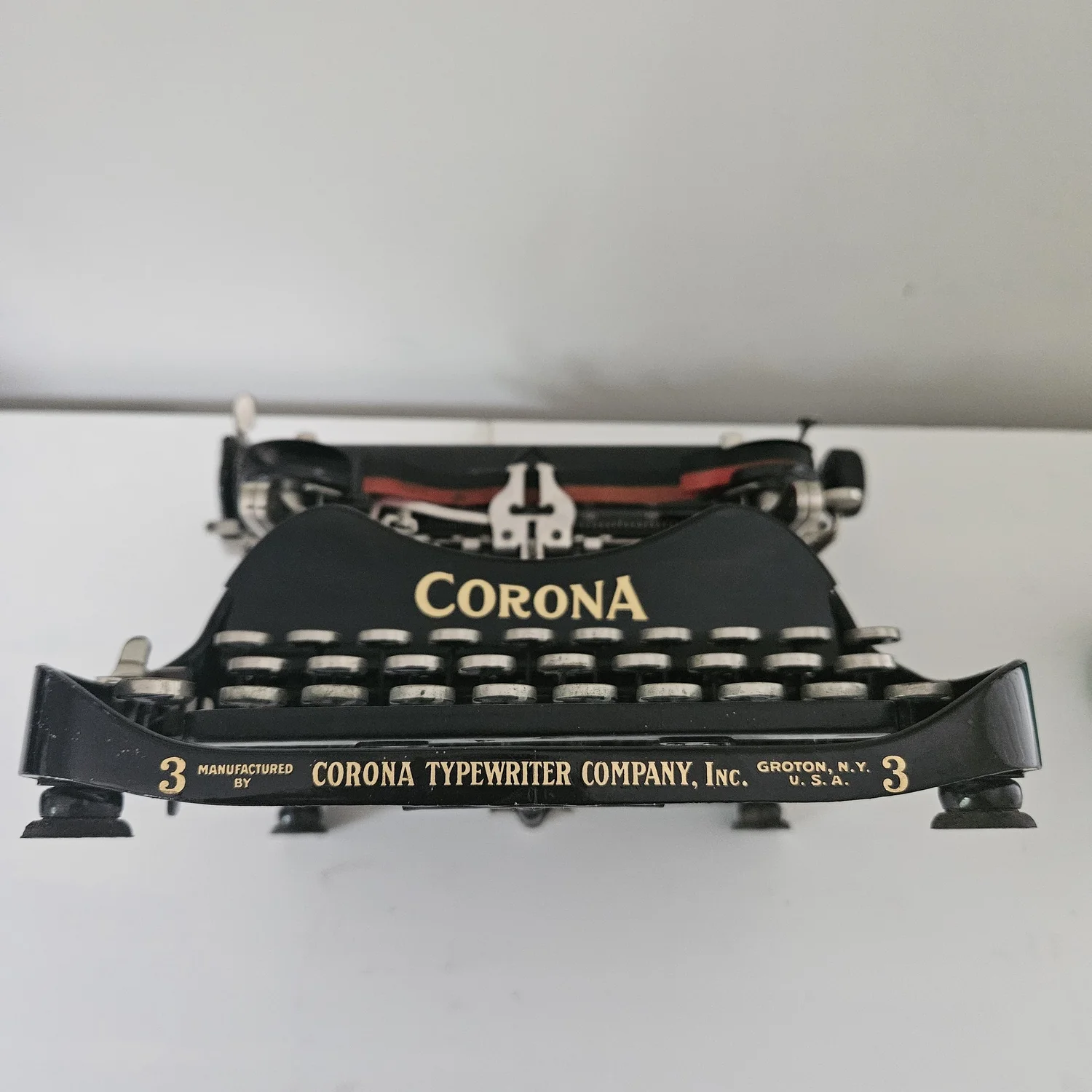 Stunning circa 1914 Corona 3 Typewriter with case — Classic