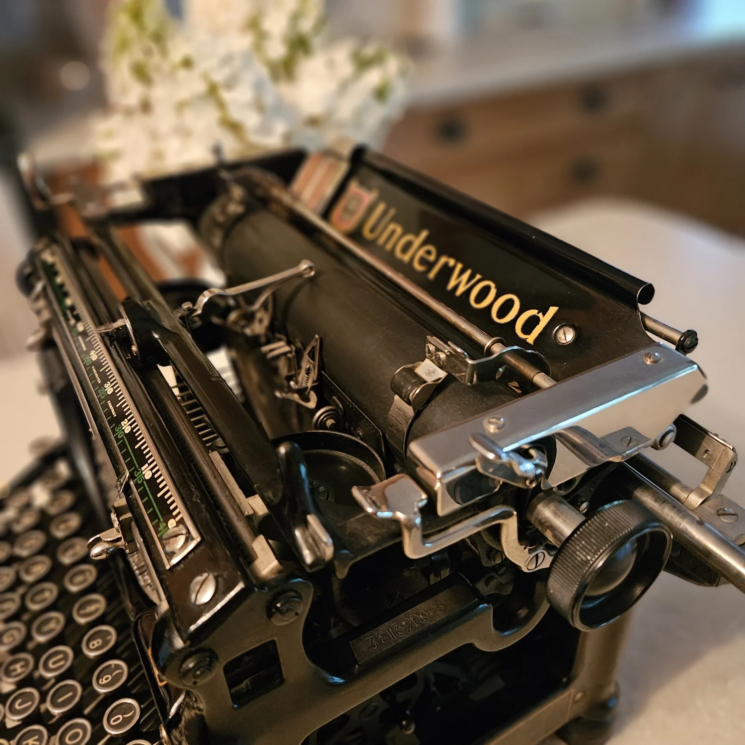 Circa 1915 Underwood Number 5 Desktop Typewriter — Classic