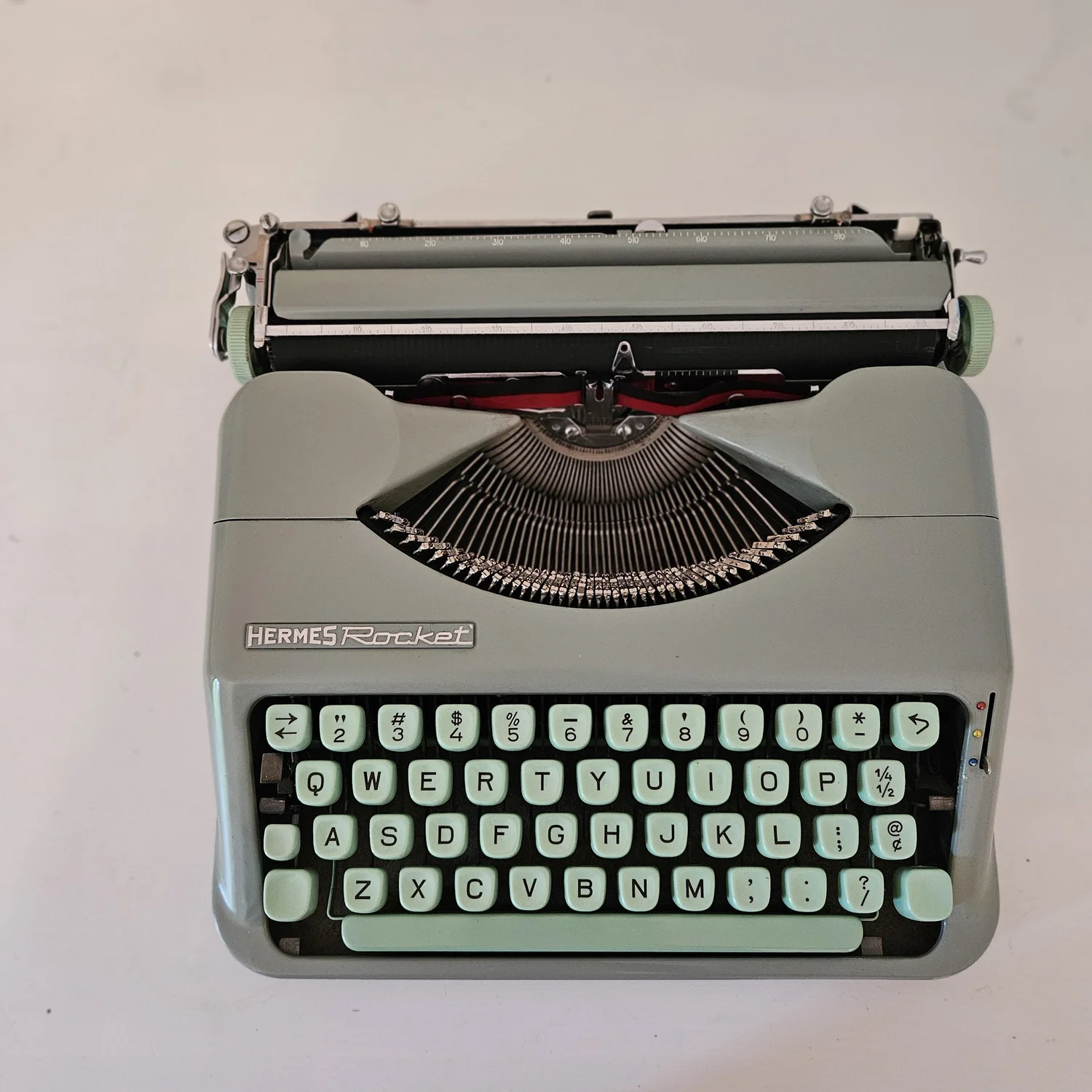 ＊ジャンク＊　エルメス　ベイビー　タイプライター アンティーク 1945 エルメス ベビー タイプライター、グレー、メタル