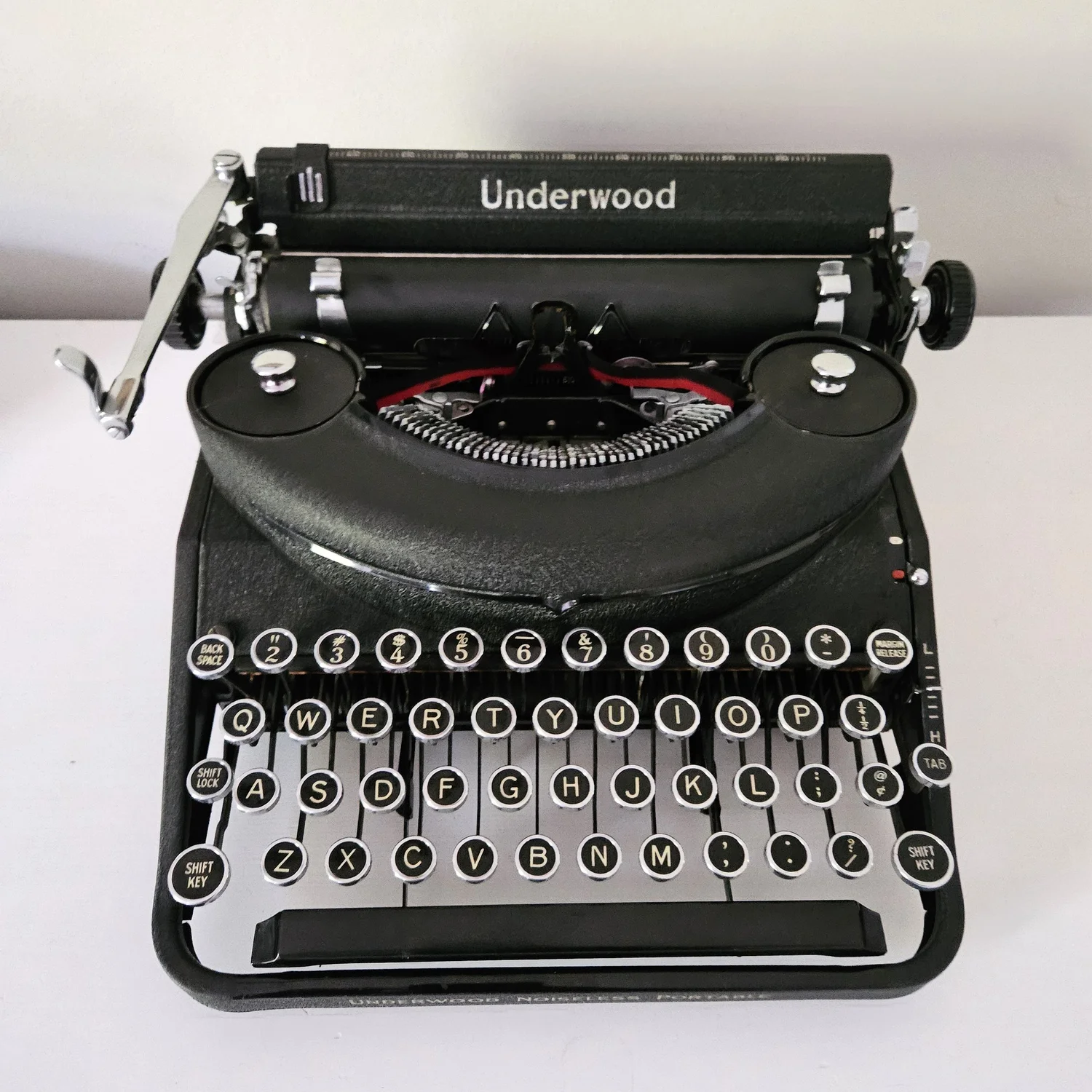 1938 Remington Noiseless Deluxe Typewriter | Hemingway's Choice