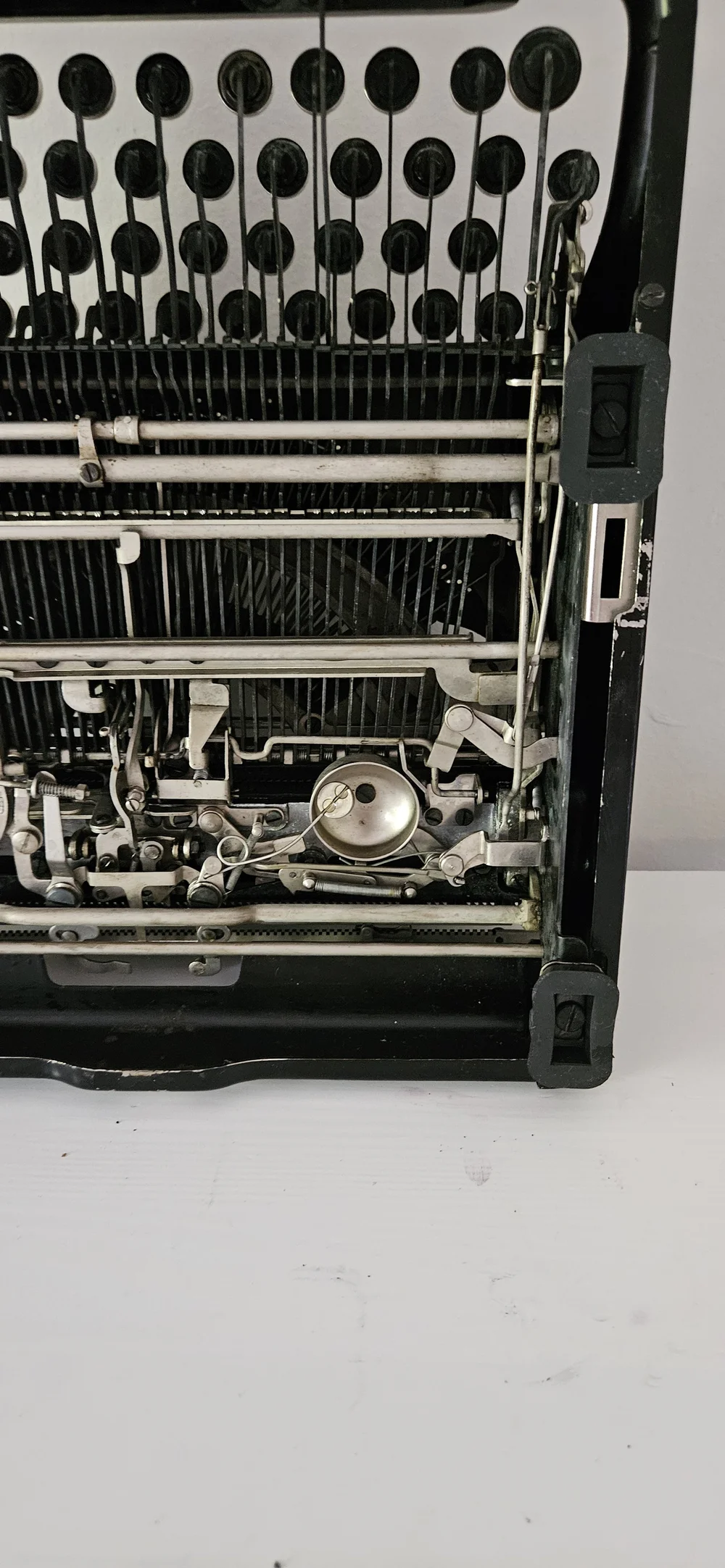 1940s Remington Model 5 Streamliner Typewriter | Gloss Black