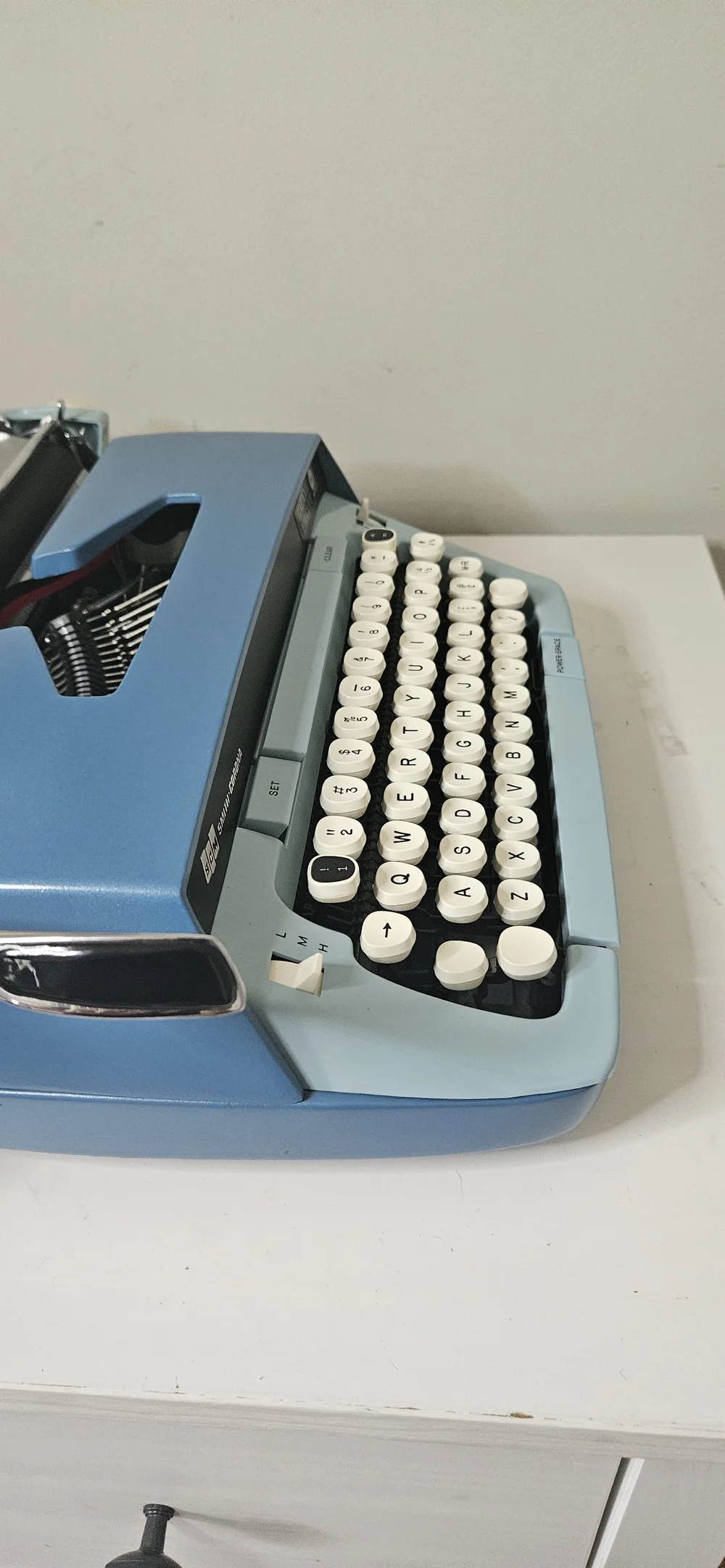 Smith Corona Working Vintage Typewriter For Sale — Classic