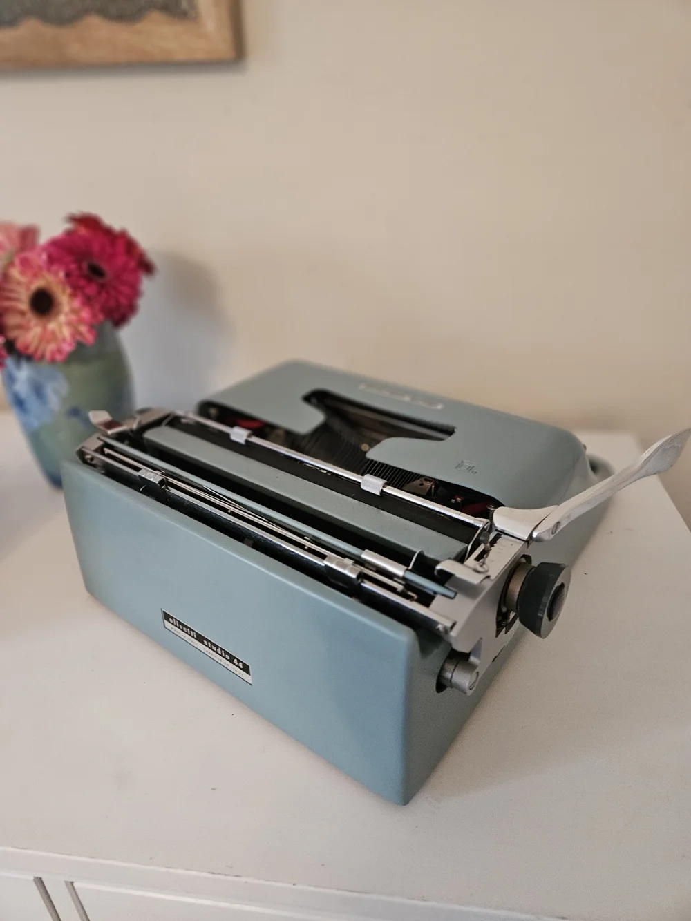 オリベッティ　スタディオ44 Olivetti Studio 44 Vintage Typewriter - Classic Quality