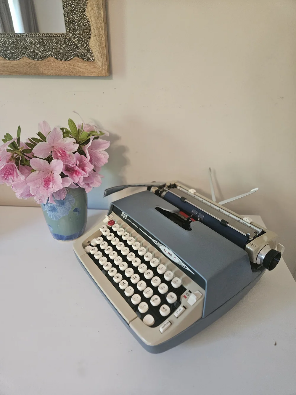 Circa 1964 Smith Corona Galaxie II with Case — Classic Typewriter Co.