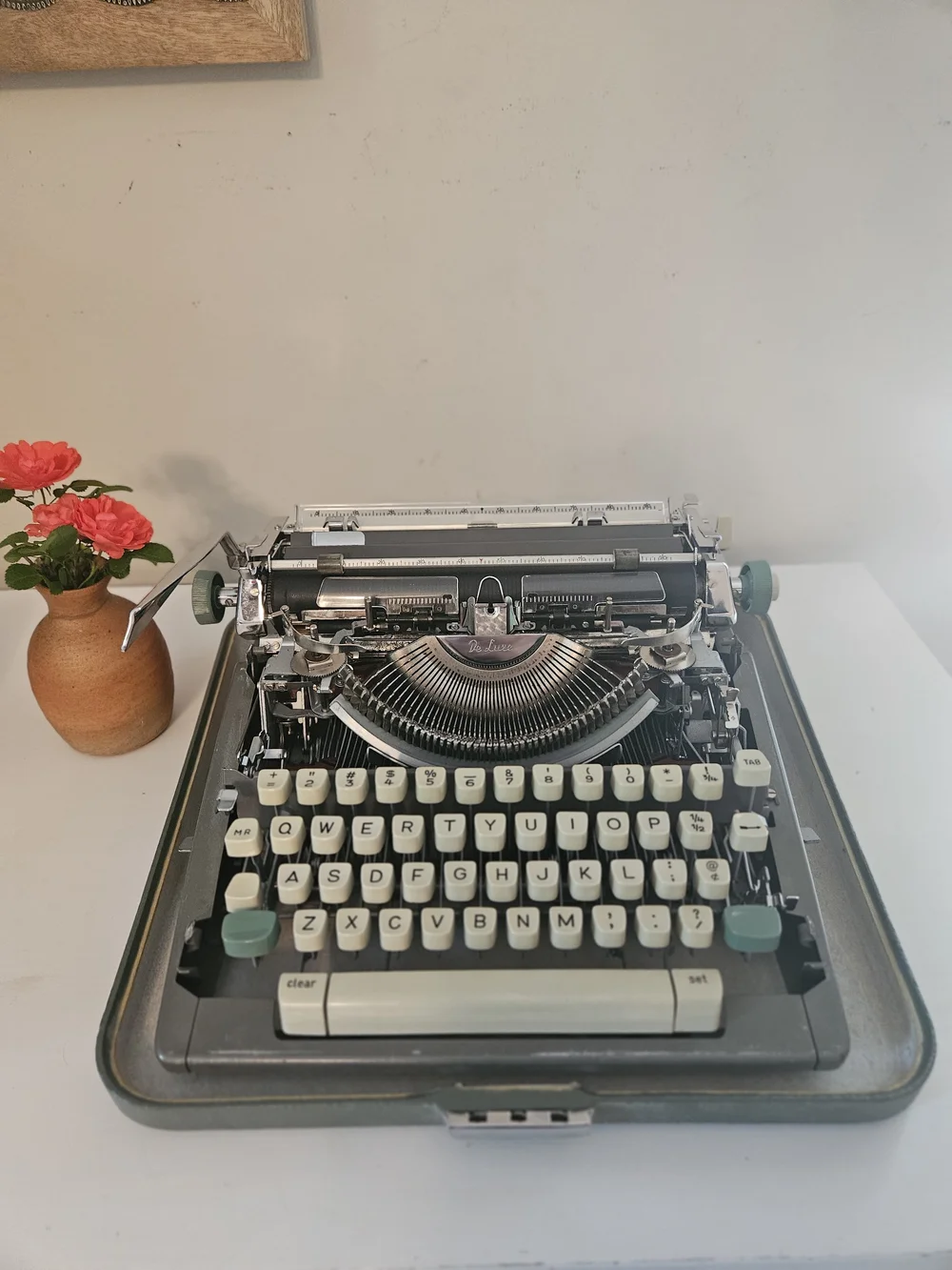 Classy Circa 1962 Olympia SM7 with Case + 1 year warranty +