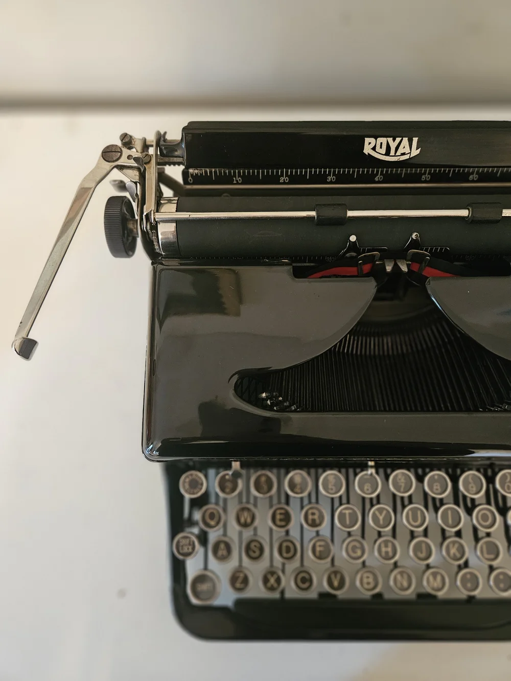 Circa 1936 Royal O Portable Typewriter — Classic Typewriter Co.