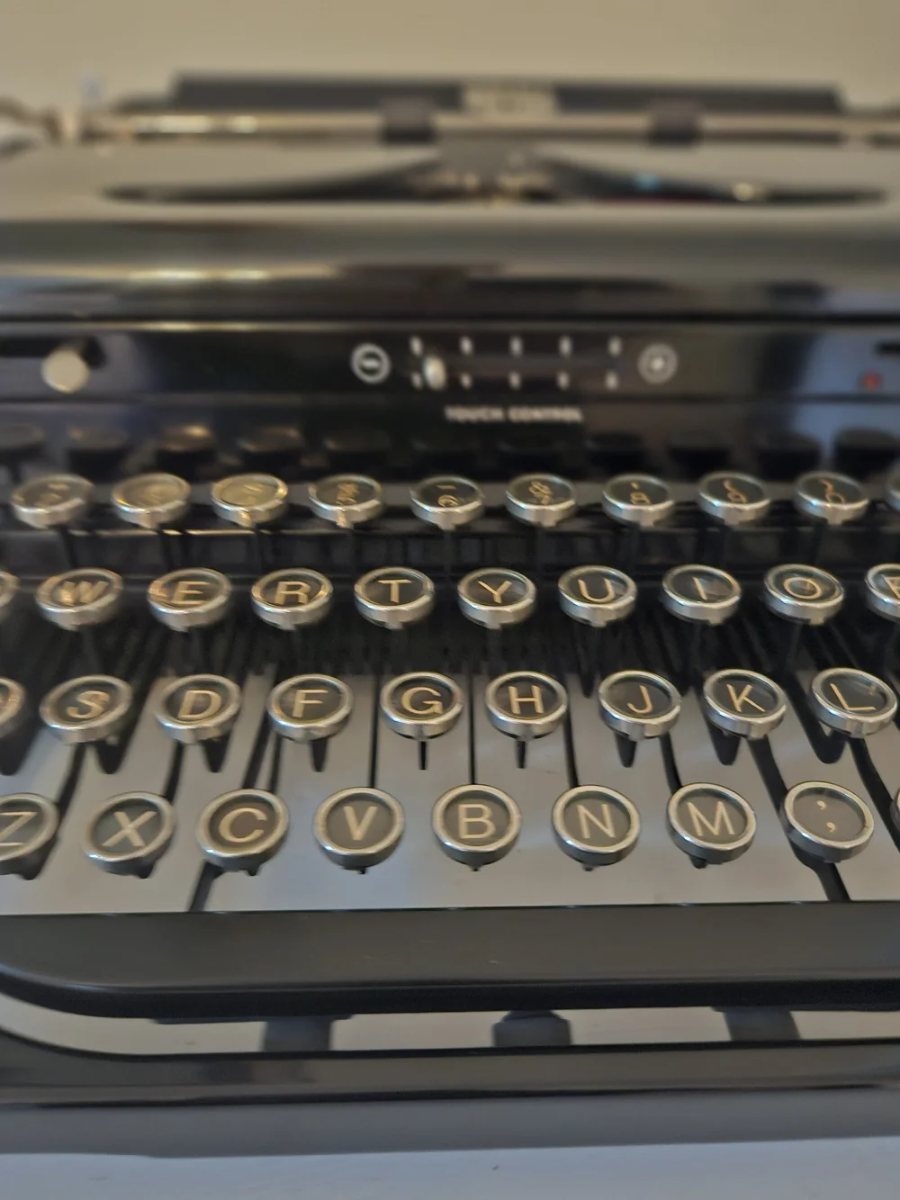 Circa 1936 Royal O Portable Typewriter — Classic Typewriter Co.