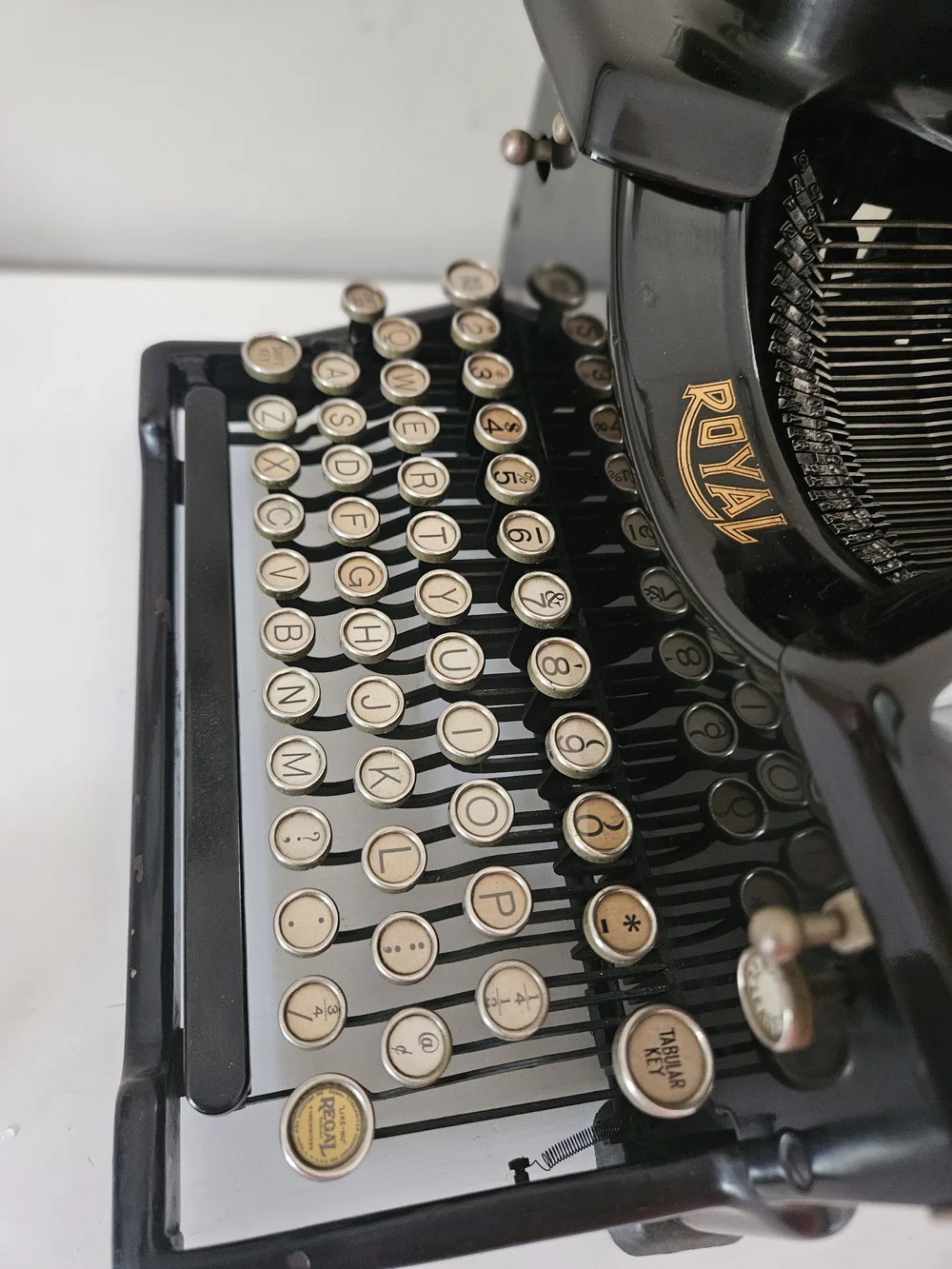 Circa 1921 Royal Desktop No. 10 Typewriter — Classic Typewriter Co.