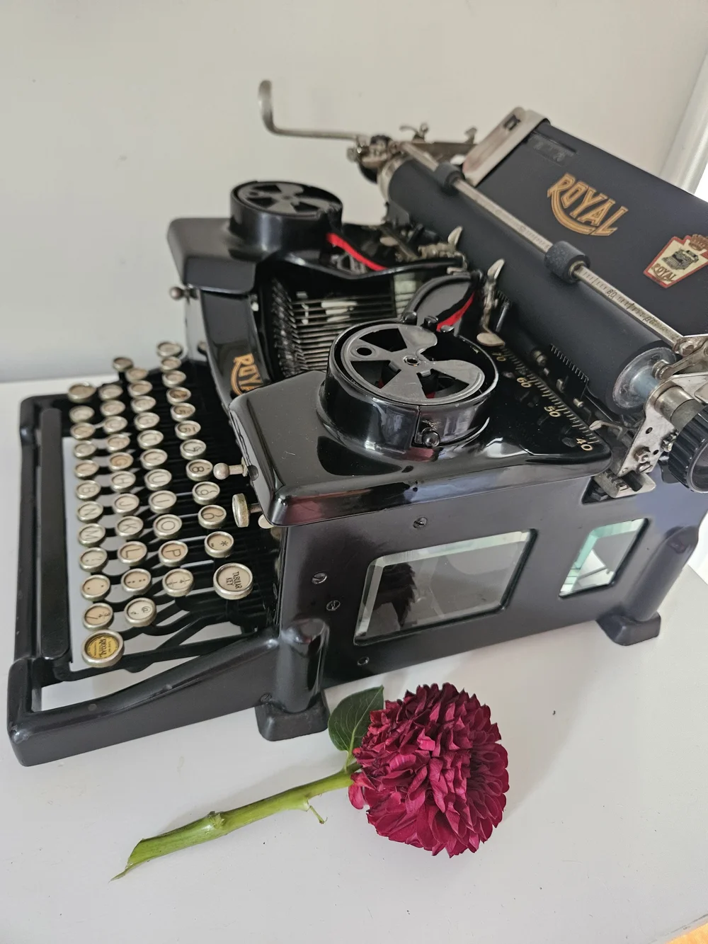Circa 1021 Royal Desktop No. 10 Typewriter — Classic Typewriter Co.