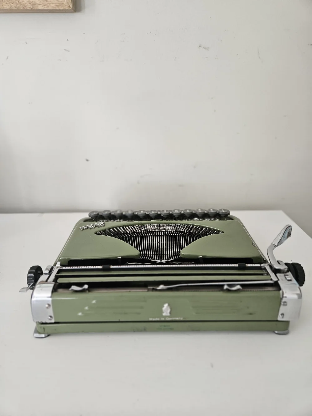 Circa 1959 Green Groma Kolibri Typewriter with Case and Gray Keys