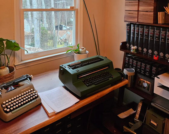 Overthrow the human heart via Typewriter