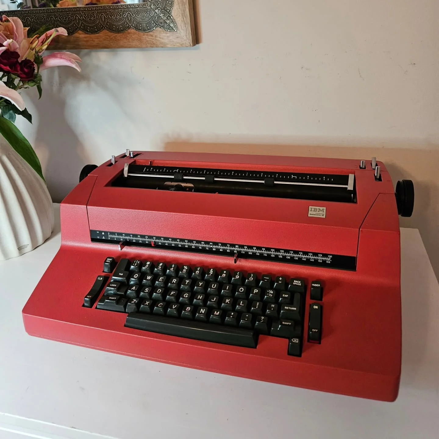 1984... A good year for a Selectric. These 7mil serial number II's are gems. 

This has a 1975 shell in the famous red.

Off to a happy writer in California. 

Once these are serviced, well, they can run for decades again. With very little maintenanc