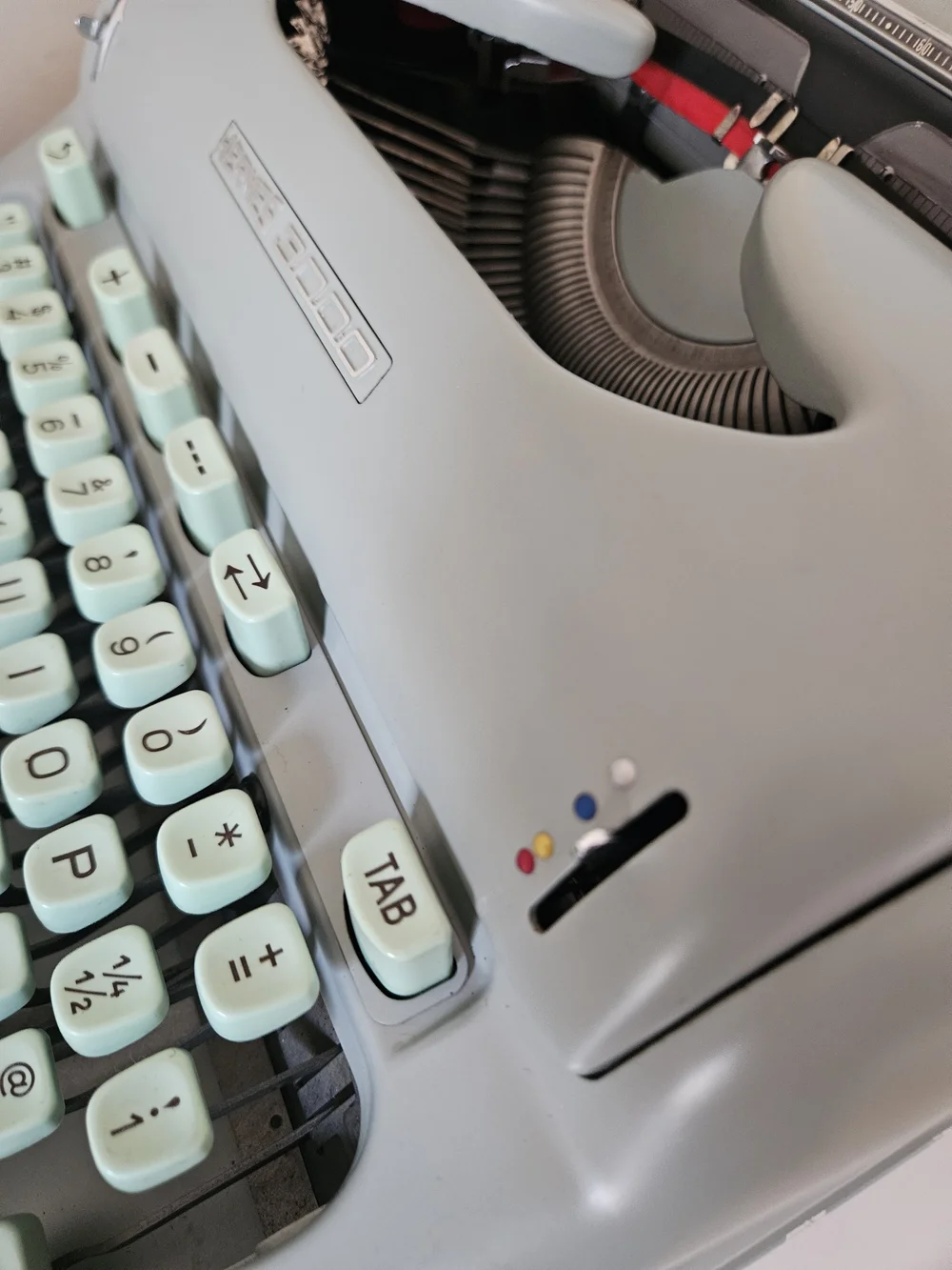 Hermes 3000 vintage typewriter with case and manual, serviced