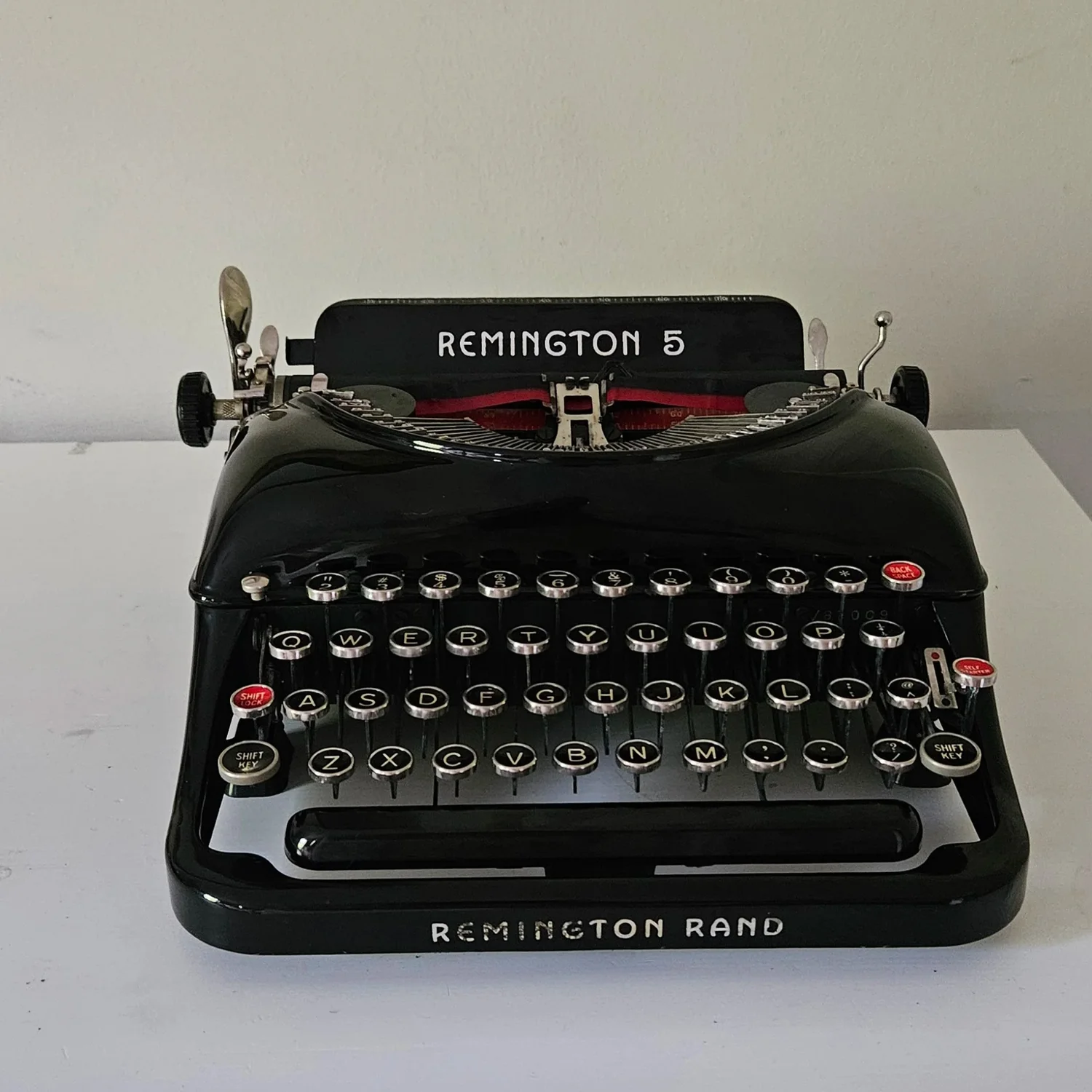 1940s Remington Model 5 Streamliner Typewriter | Gloss Black 