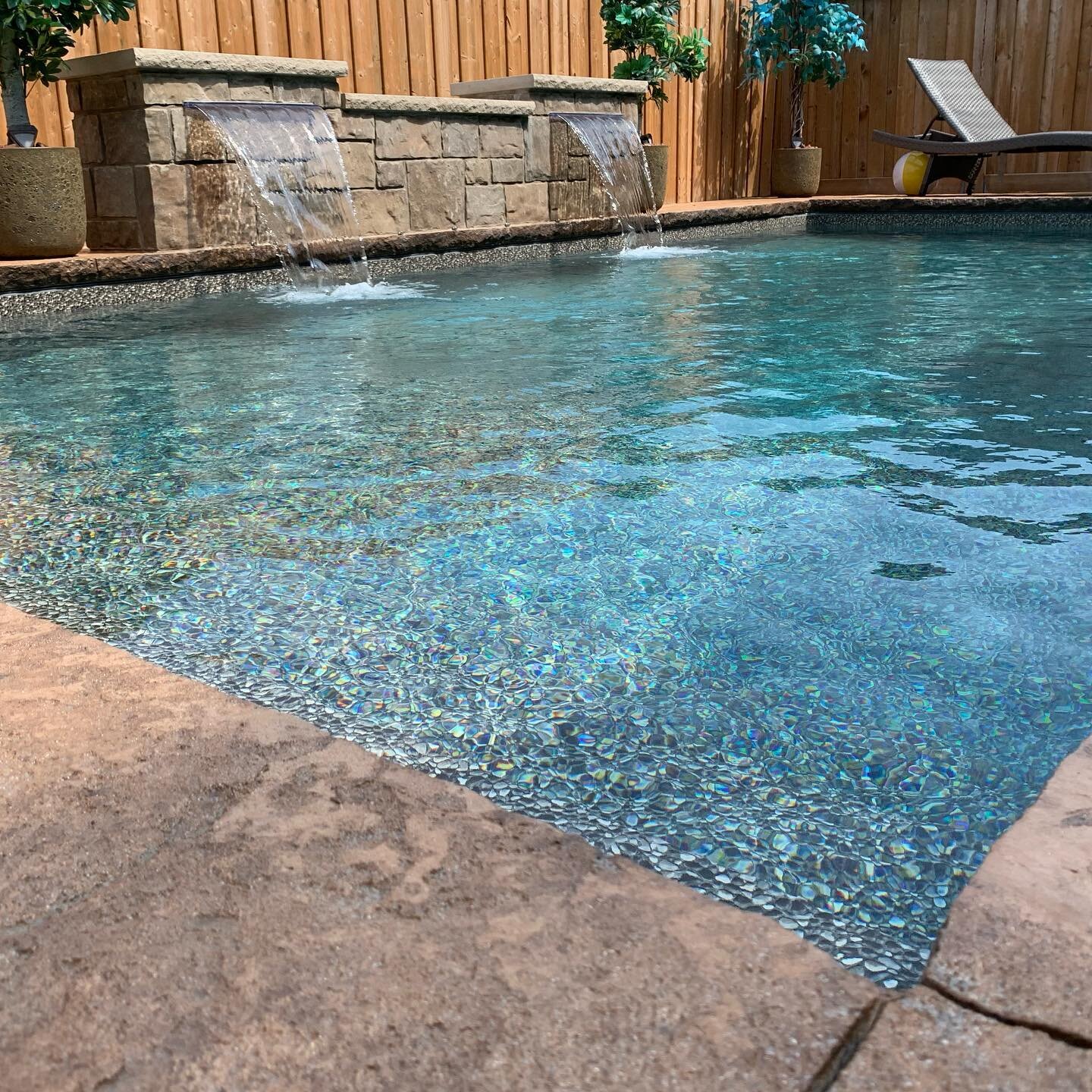 Would want this in your backyard? 

This pool is surrounded by stamped  concrete with a waterfall feature. 

Project in collaboration with Exterior Pools 

#backyardoasis #swimmingpool #concretedesign #stampedconrete #homedesign #homerenovation #conc
