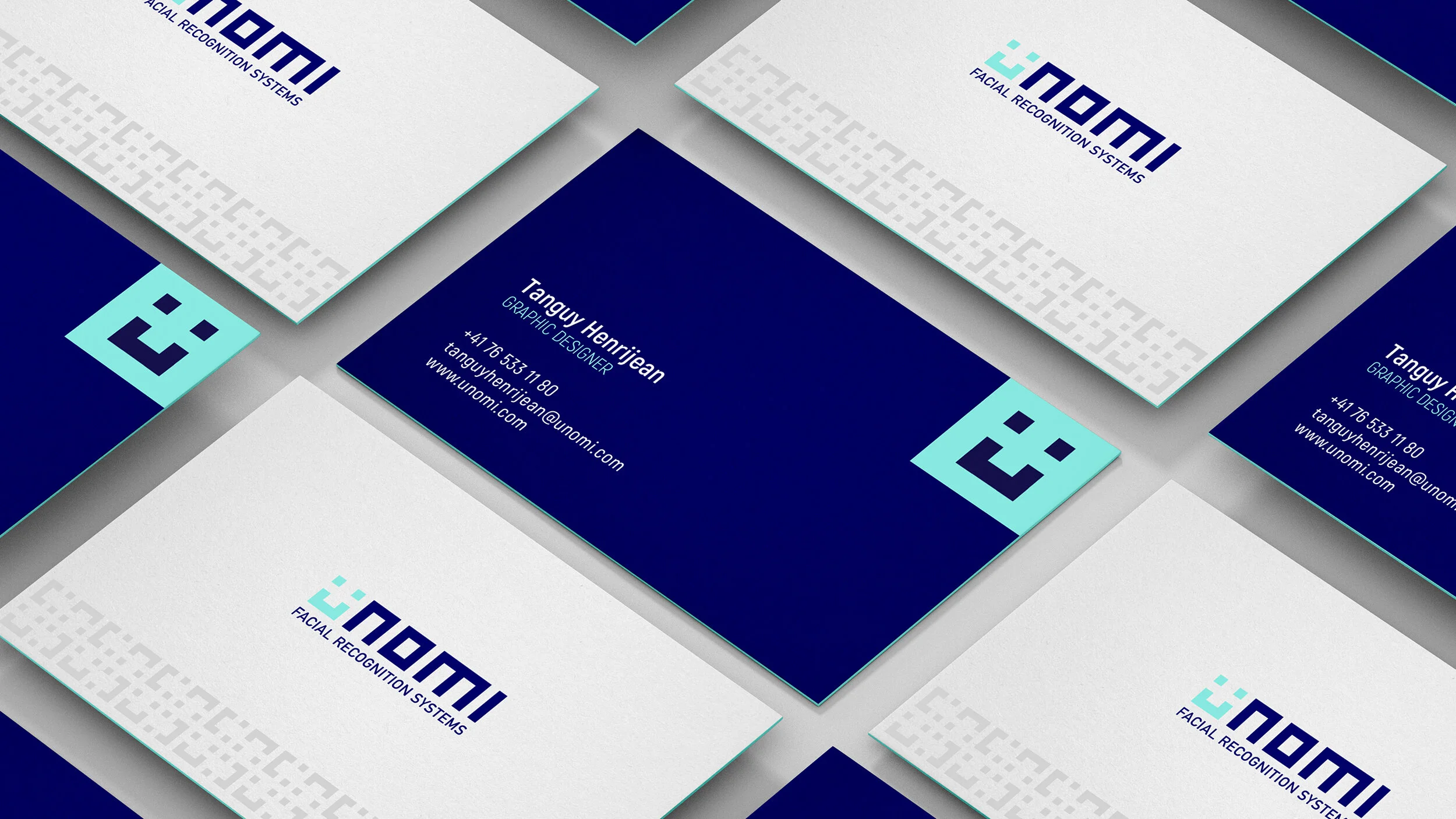 Slide_Web_Unomi_BusinessCard.jpg