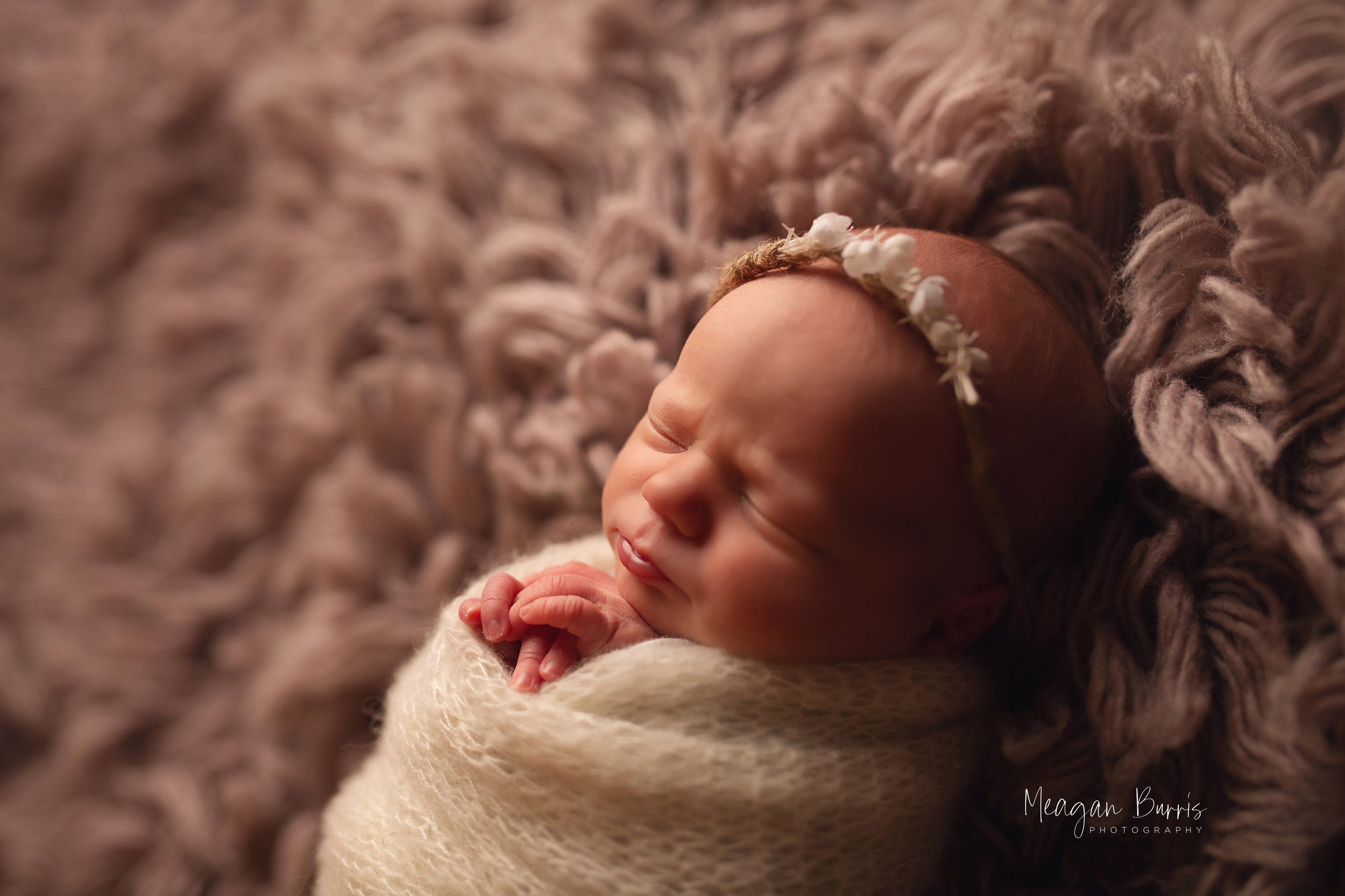 charlotte _batesville newborn photographer3.jpg