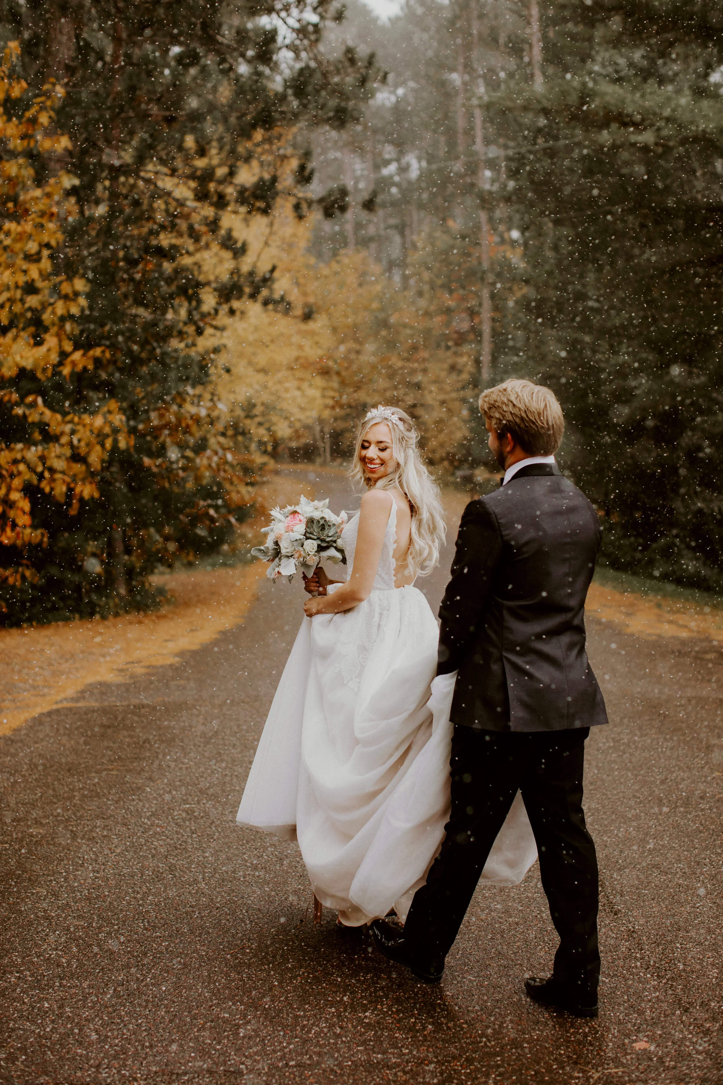A Snowy, Fall Wedding Day in Northern Wisconsin 