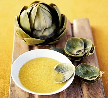 Artichokes_with_Butter_Sauce.jpg
