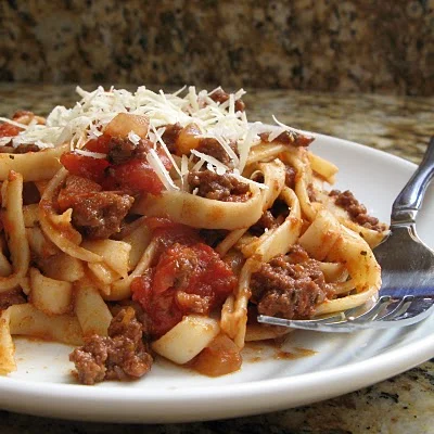 BEEF__FETTUCCINE.jpg