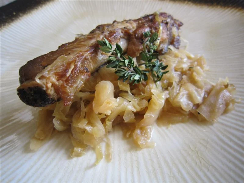 Sauerkraut_and_Spareribs.jpg
