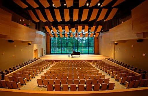 PREMIERE, Songs &amp; Cycles of Evan Mack