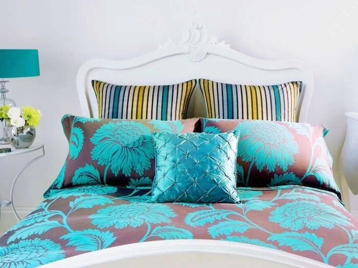 custom-bedding-sm2.jpg