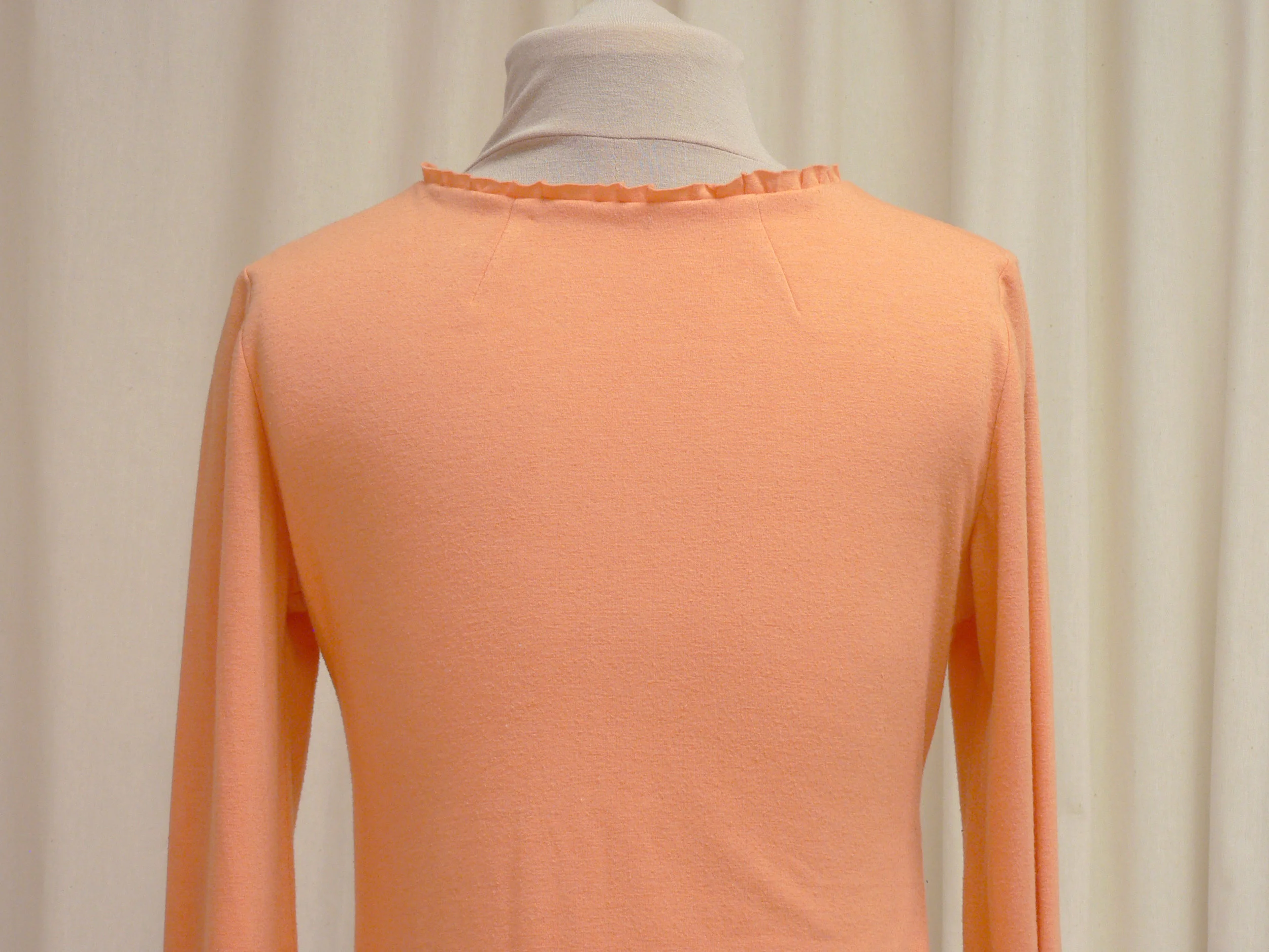 blouse_o3_back_detail.jpg