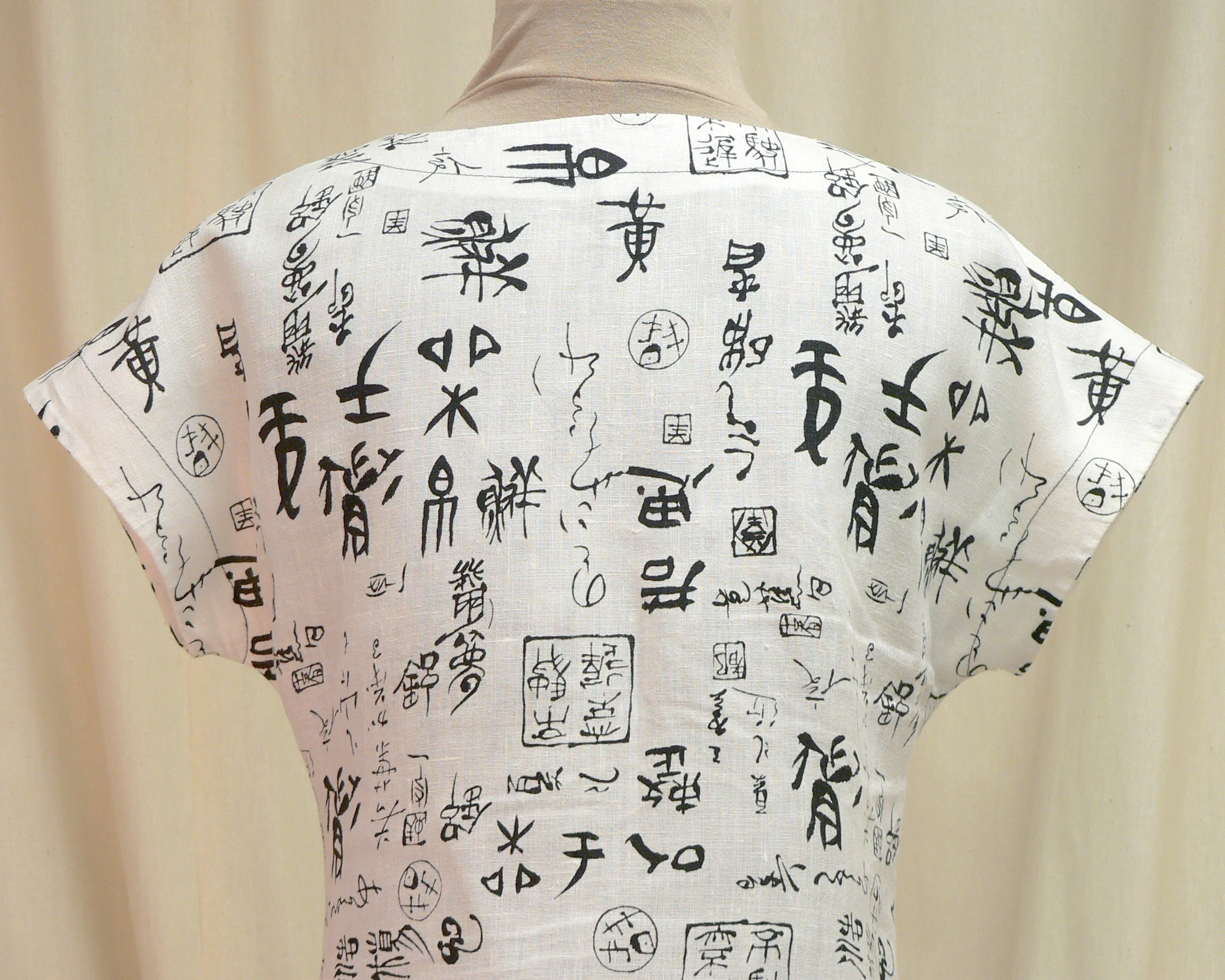blouse04_back_detail.jpg