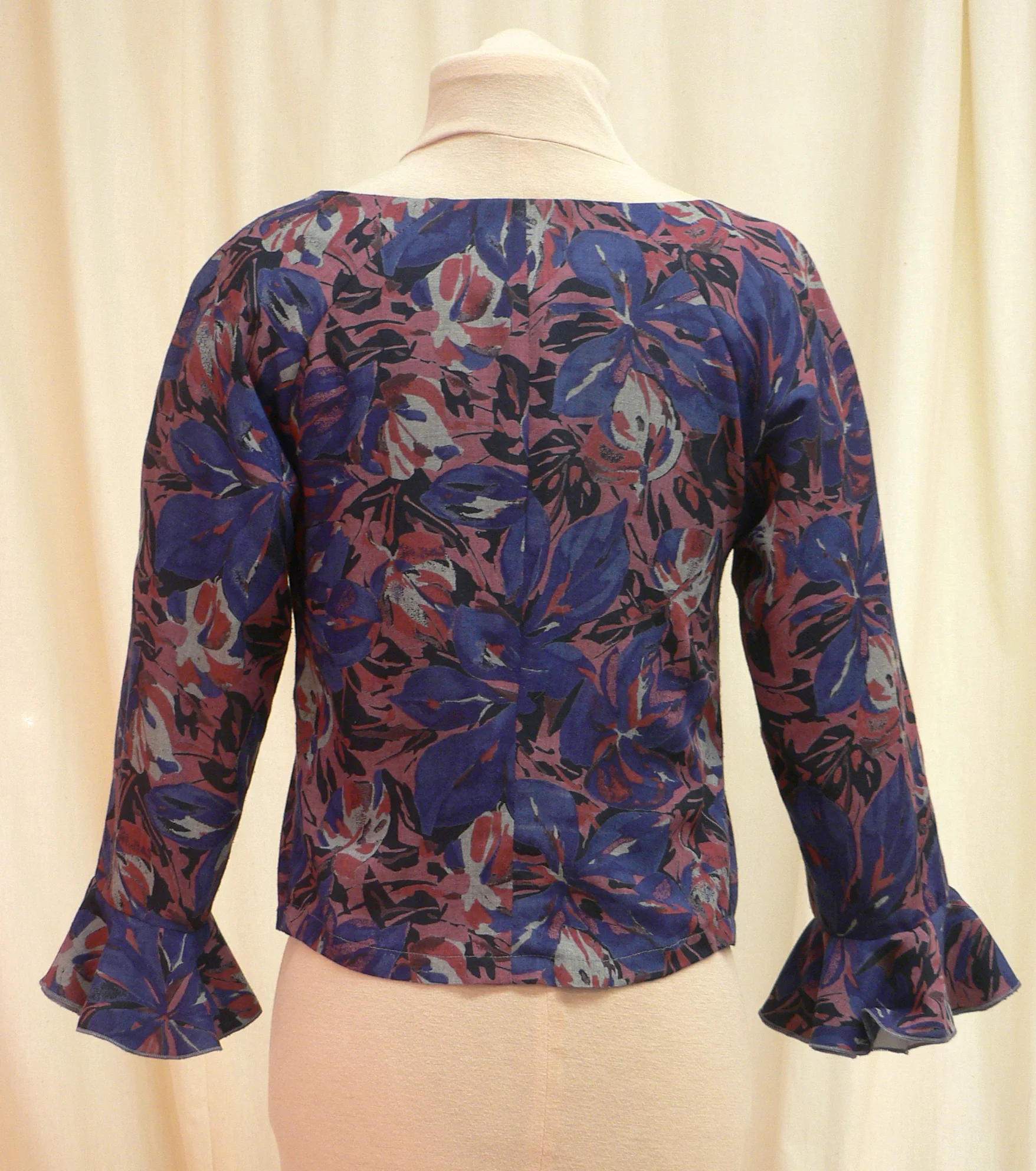 blouse05_back.jpg