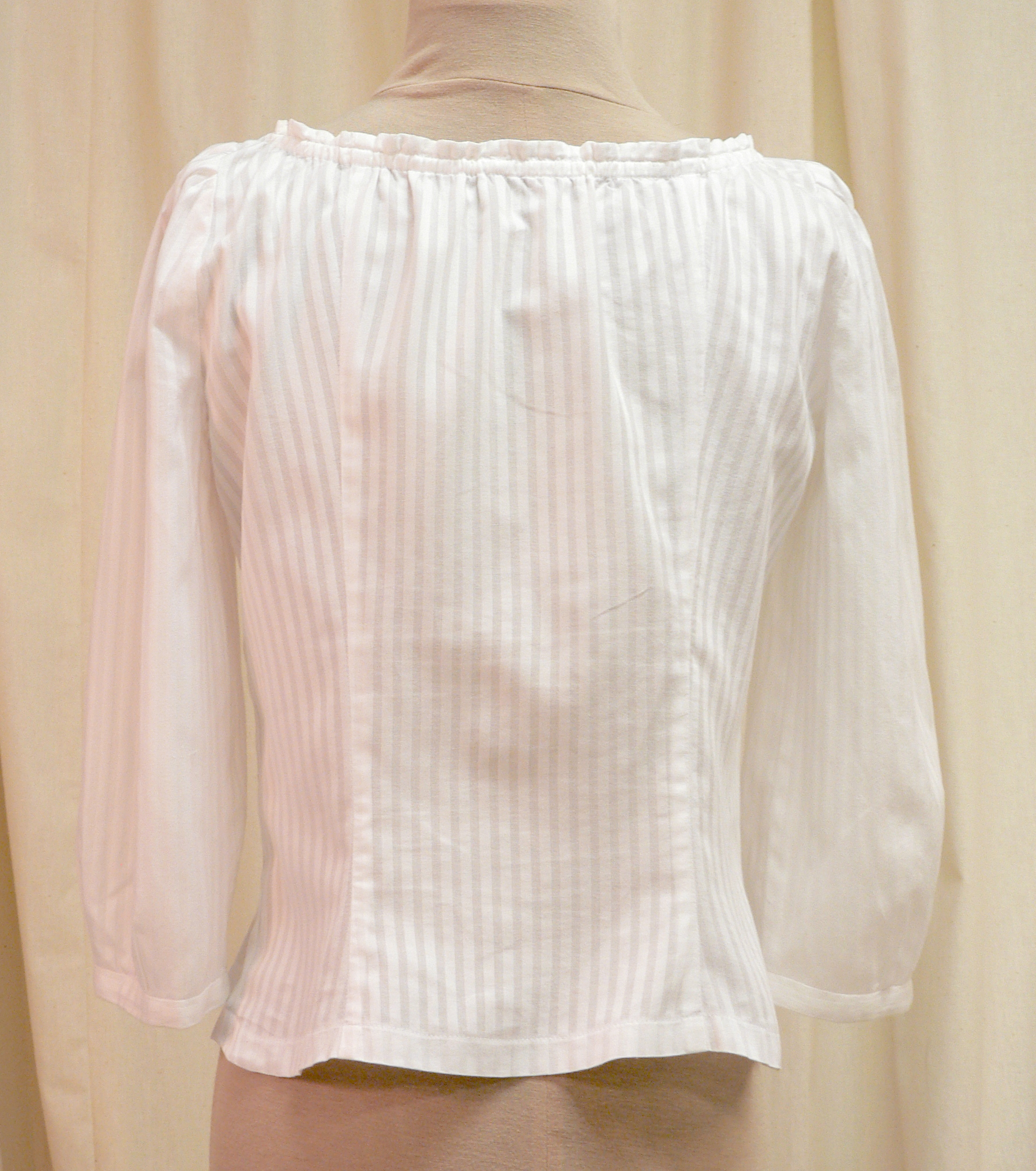 blouse07_back.jpg