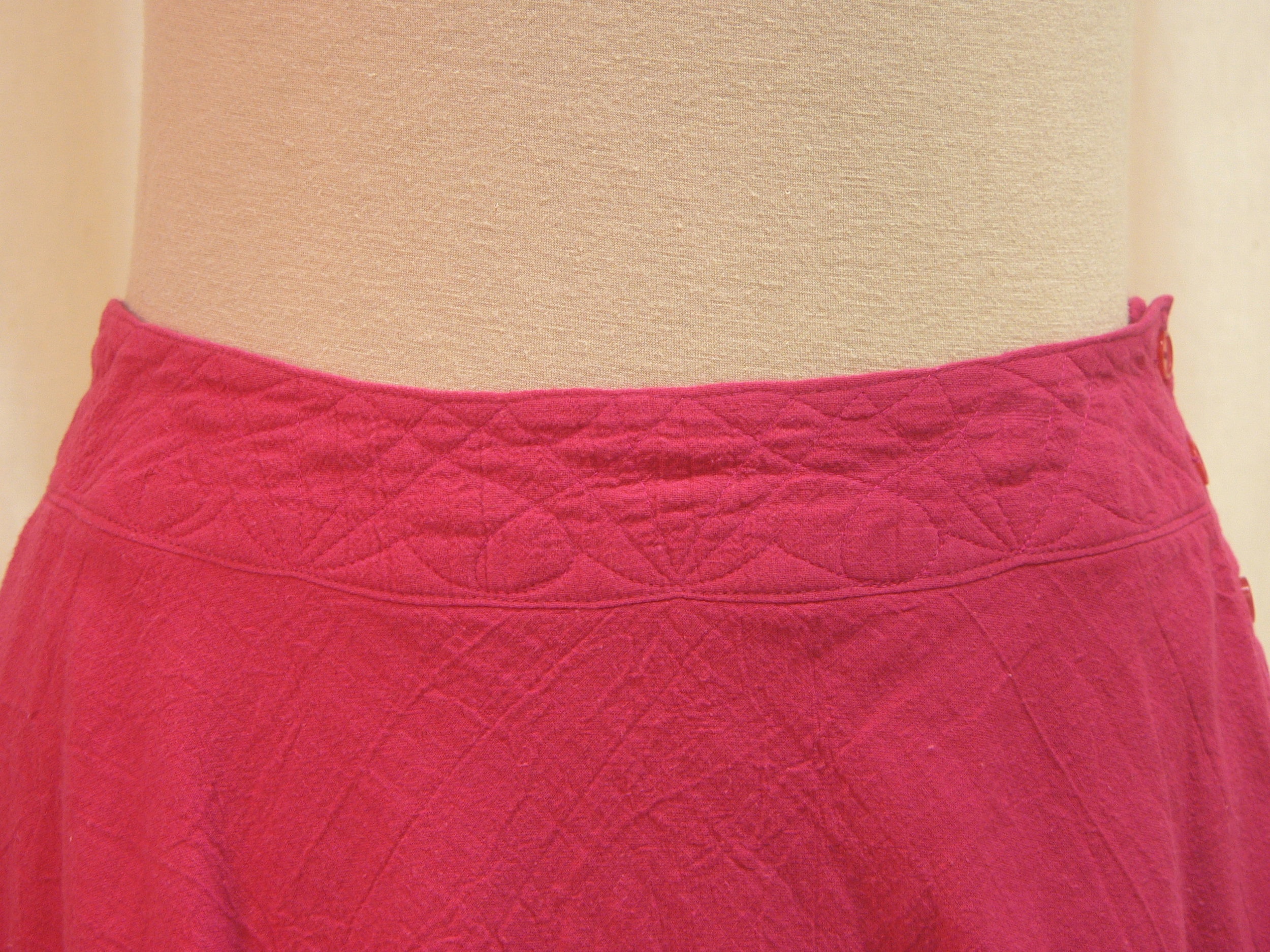 skirt09_detail_front.JPG