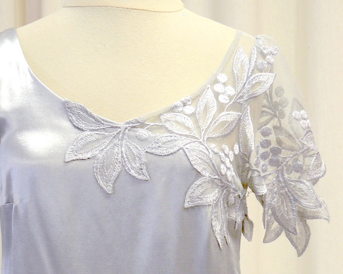 dressy010_front_detail.jpg