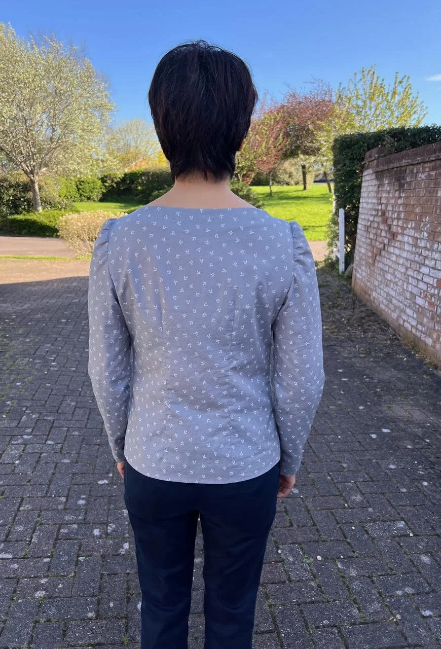 Blouse by Kay Hallows (MingMakes)