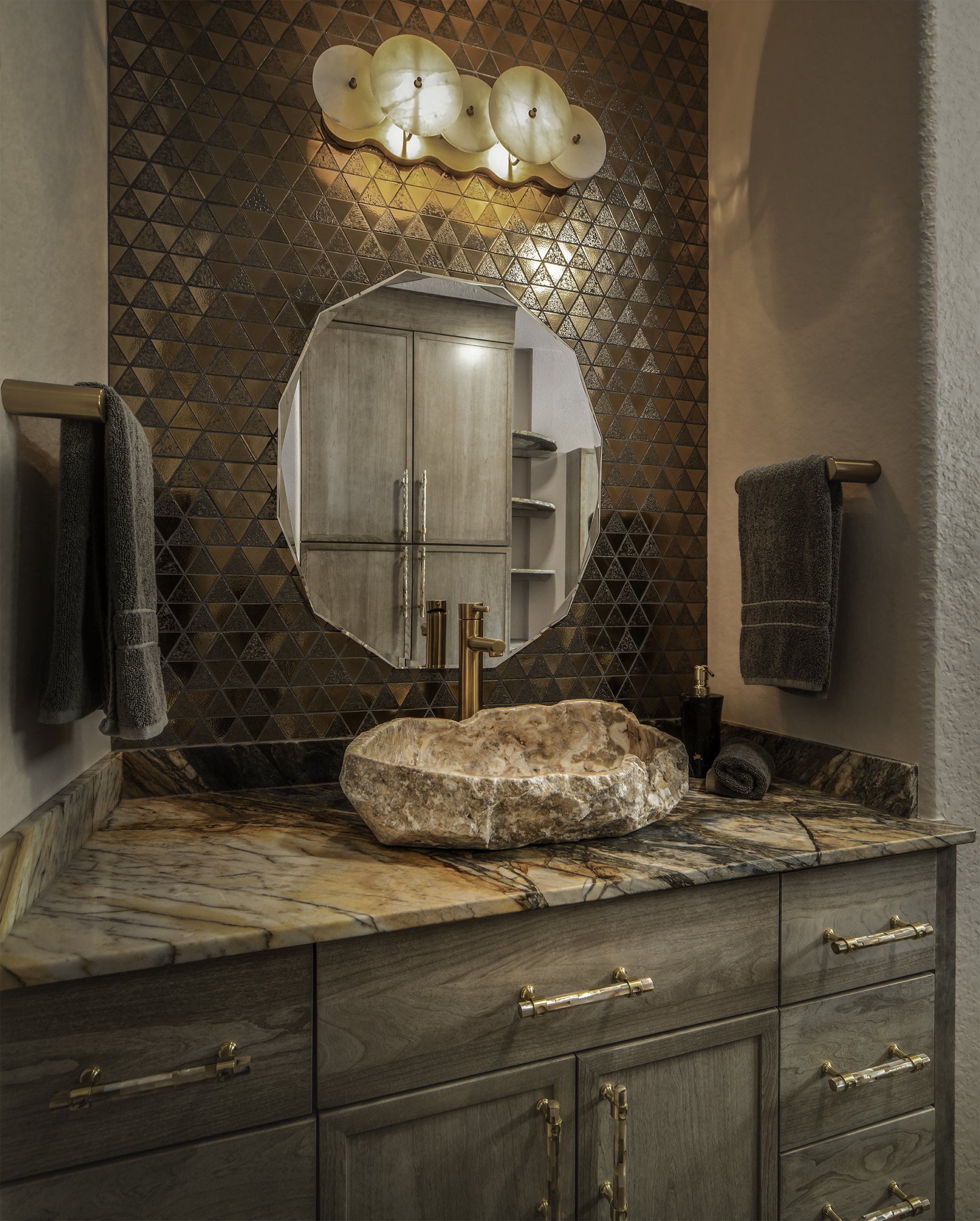 03-Upstairs-Vanity-Websites.jpg