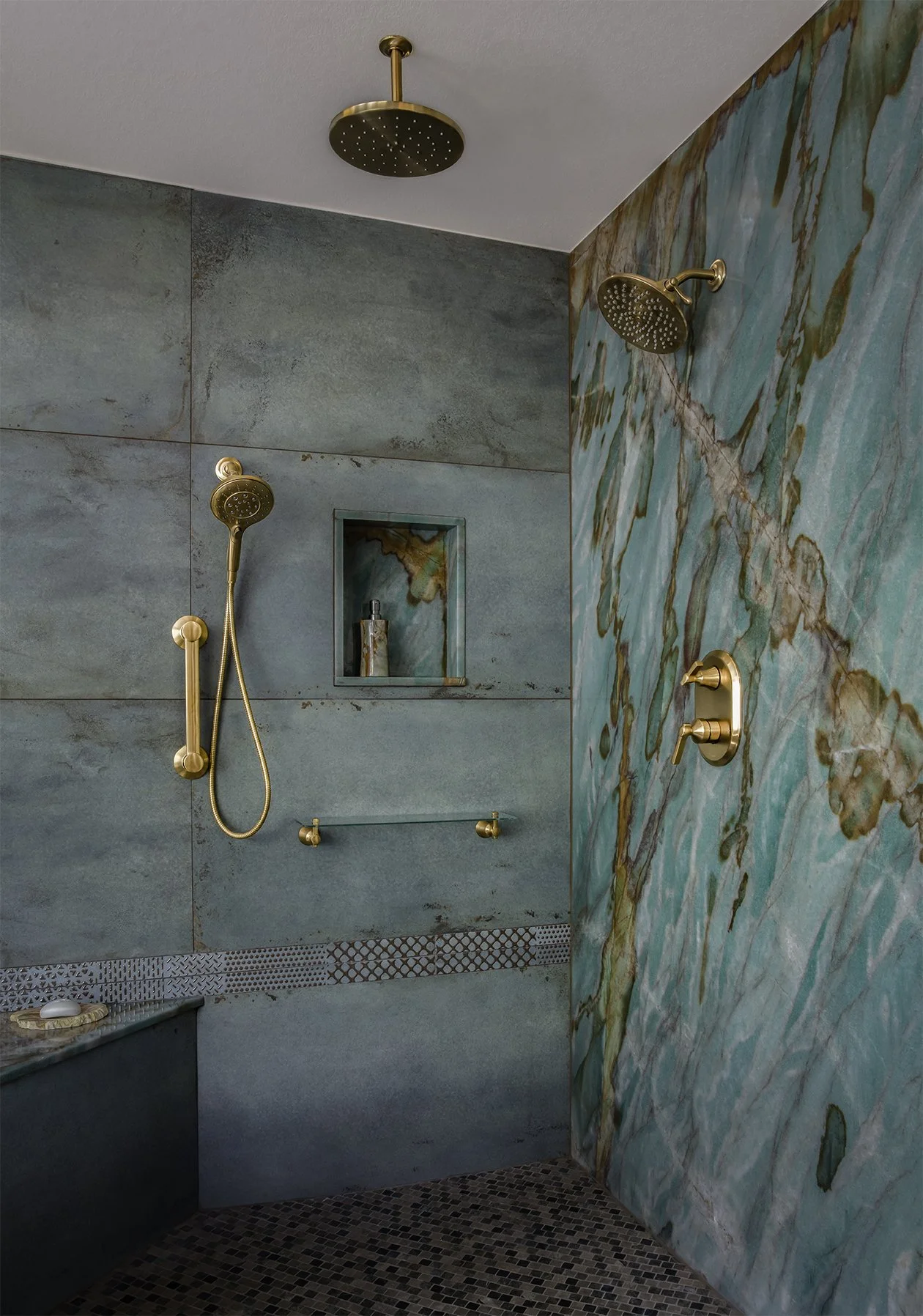 08-Primary-Shower-Websites.jpg