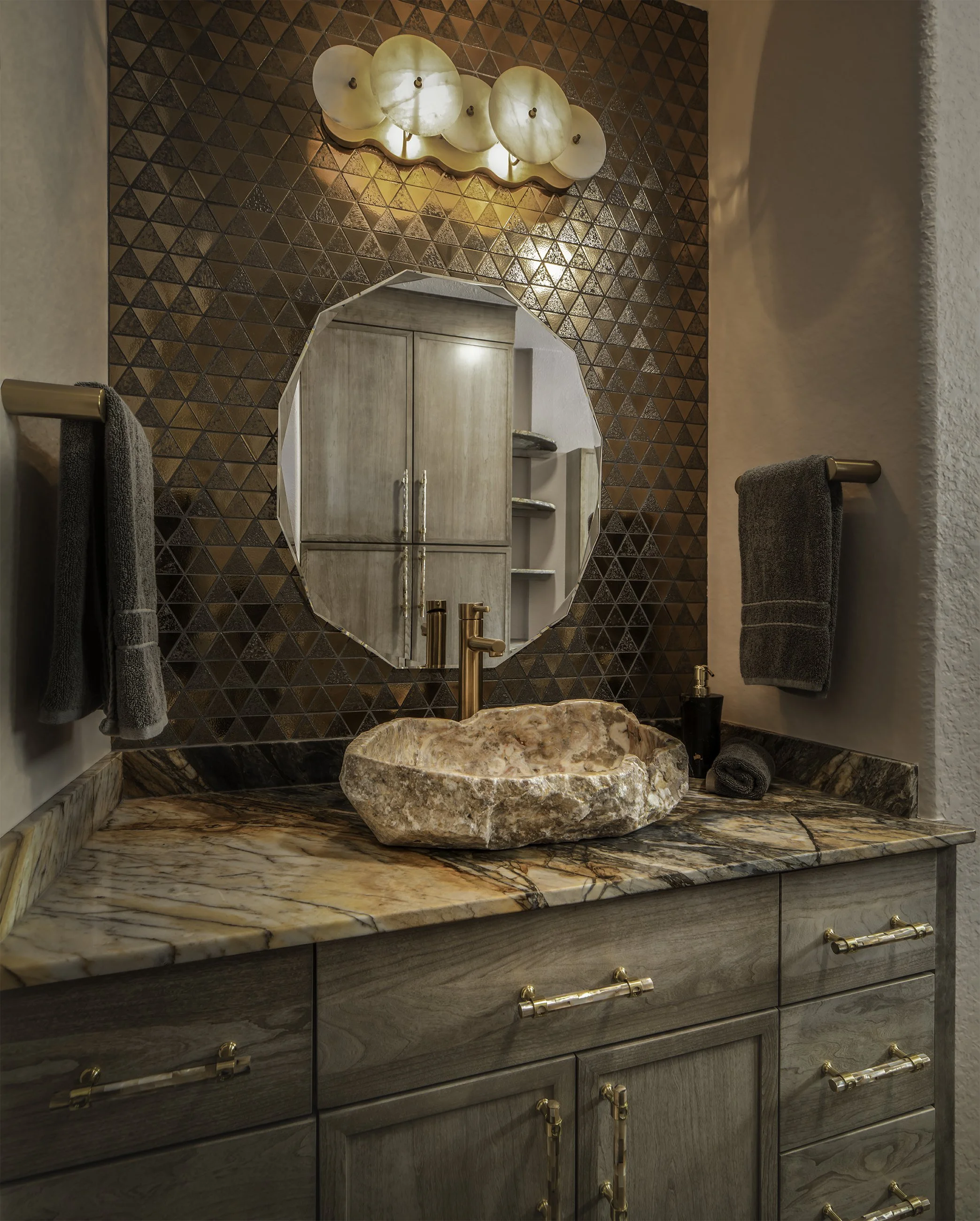 03-Upstairs-Vanity-Websites.jpg