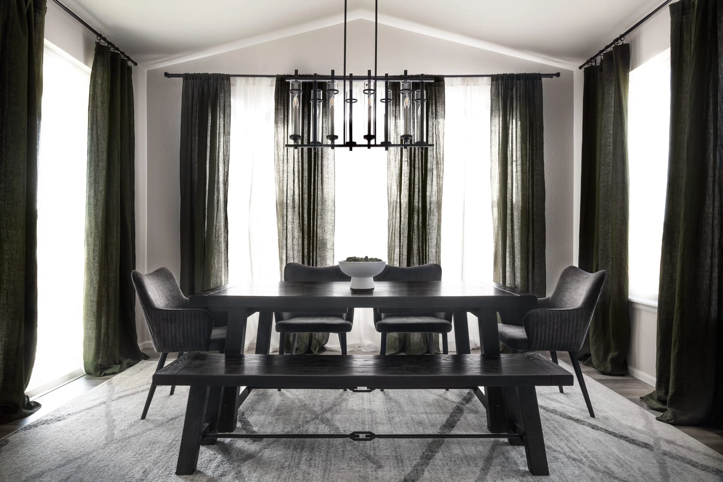 ALD-EM-01-Dining.jpg